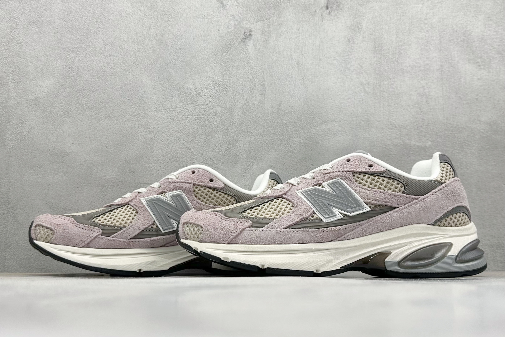 图片[5]-SC版New Balance 2010系列 复古休闲跑步鞋 #鞋面的柔软麂皮搭配尼龙网布，特别透气而且还复古感，不管是搭配牛仔裤还工装裤都是百搭！ 货号：U2010NB1 尺码：36 37 37.5 38 38.5 39 40 40.5 41 42 42.5 43 44 44.5 45-选品中心