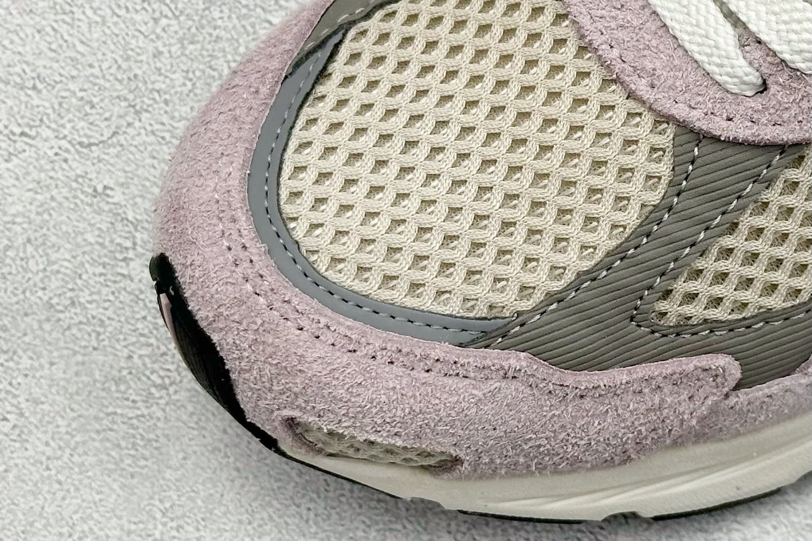 图片[7]-SC版New Balance 2010系列 复古休闲跑步鞋 #鞋面的柔软麂皮搭配尼龙网布，特别透气而且还复古感，不管是搭配牛仔裤还工装裤都是百搭！ 货号：U2010NB1 尺码：36 37 37.5 38 38.5 39 40 40.5 41 42 42.5 43 44 44.5 45-选品中心