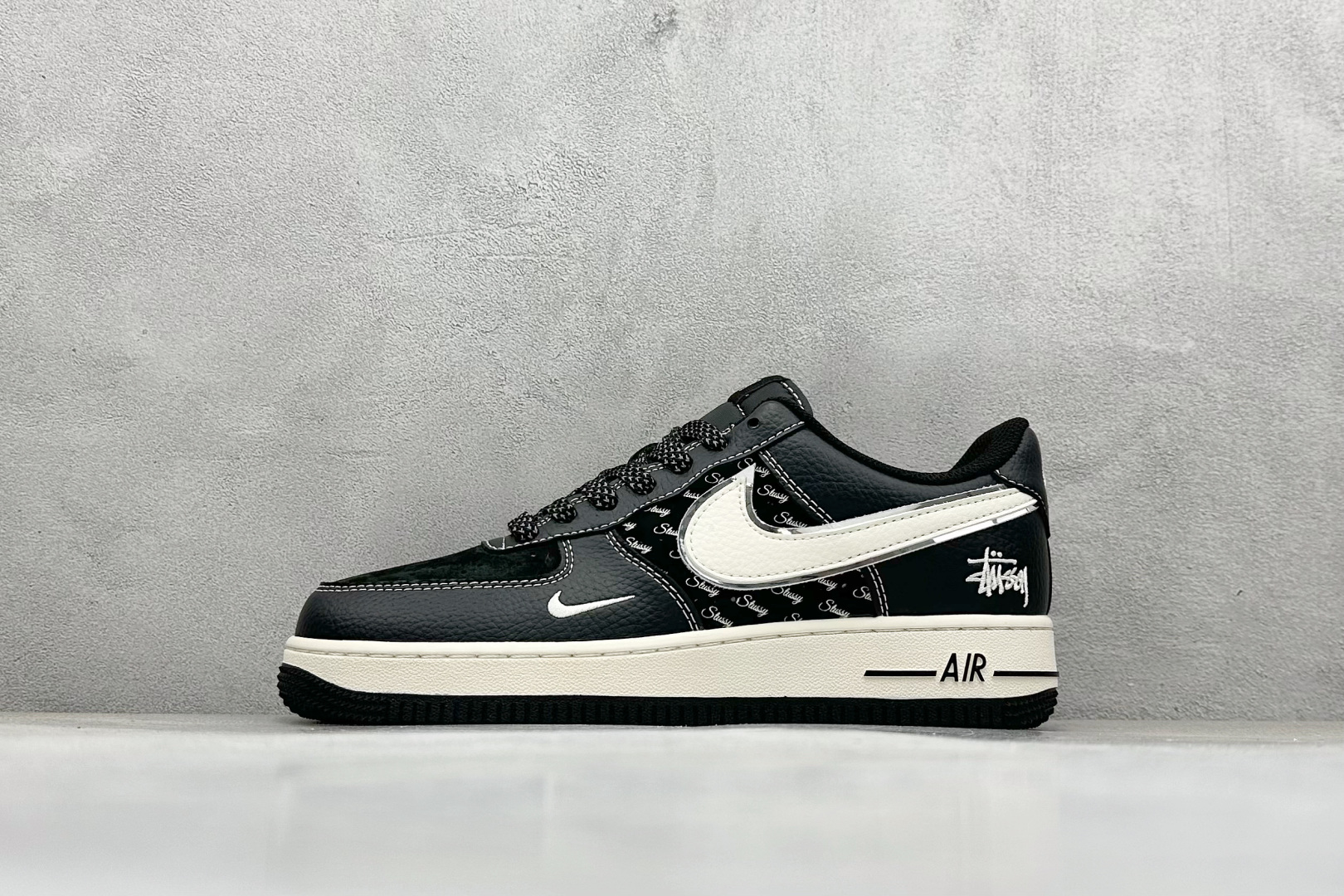 福利特价 
Air Force 1‘07 Low 联名 空军一号低帮休闲板鞋
#原楦头原纸板 原装鞋盒