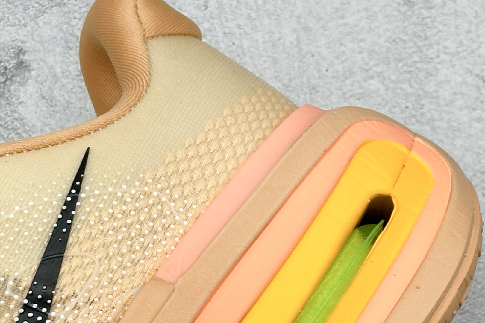 260 NIKE VOMERO PREMIUM 全掌气垫纤维气柱网面跑步鞋 HQ2050-100-Chinese UA Cheap High Quatity Brand Clothes Bags handbags Sneakers wholesale wholesaler seller from China Factory suppliers Fashion Clothing Shoes best Quality Beautiful Price 260 NIKE VOMERO PREMIUM 全掌气垫纤维气柱网面跑步鞋 HQ2050-100