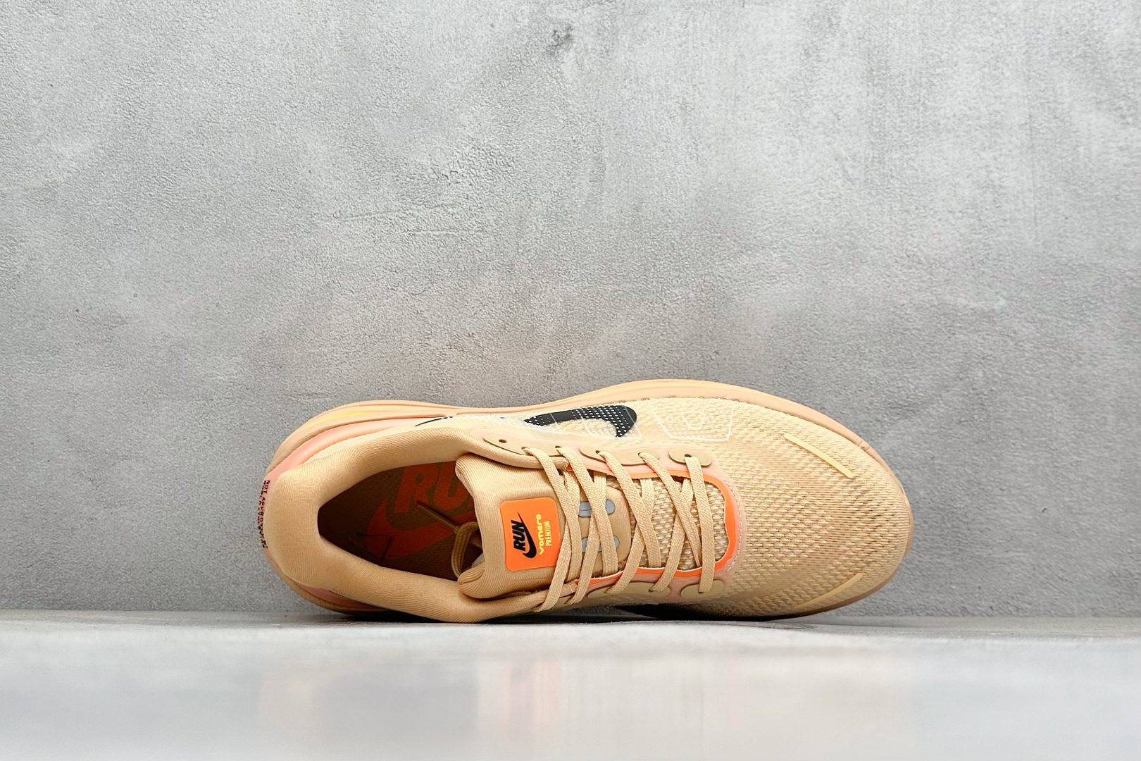 260 NIKE VOMERO PREMIUM 全掌气垫纤维气柱网面跑步鞋 HQ2050-100-Chinese UA Cheap High Quatity Brand Clothes Bags handbags Sneakers wholesale wholesaler seller from China Factory suppliers Fashion Clothing Shoes best Quality Beautiful Price 260 NIKE VOMERO PREMIUM 全掌气垫纤维气柱网面跑步鞋 HQ2050-100