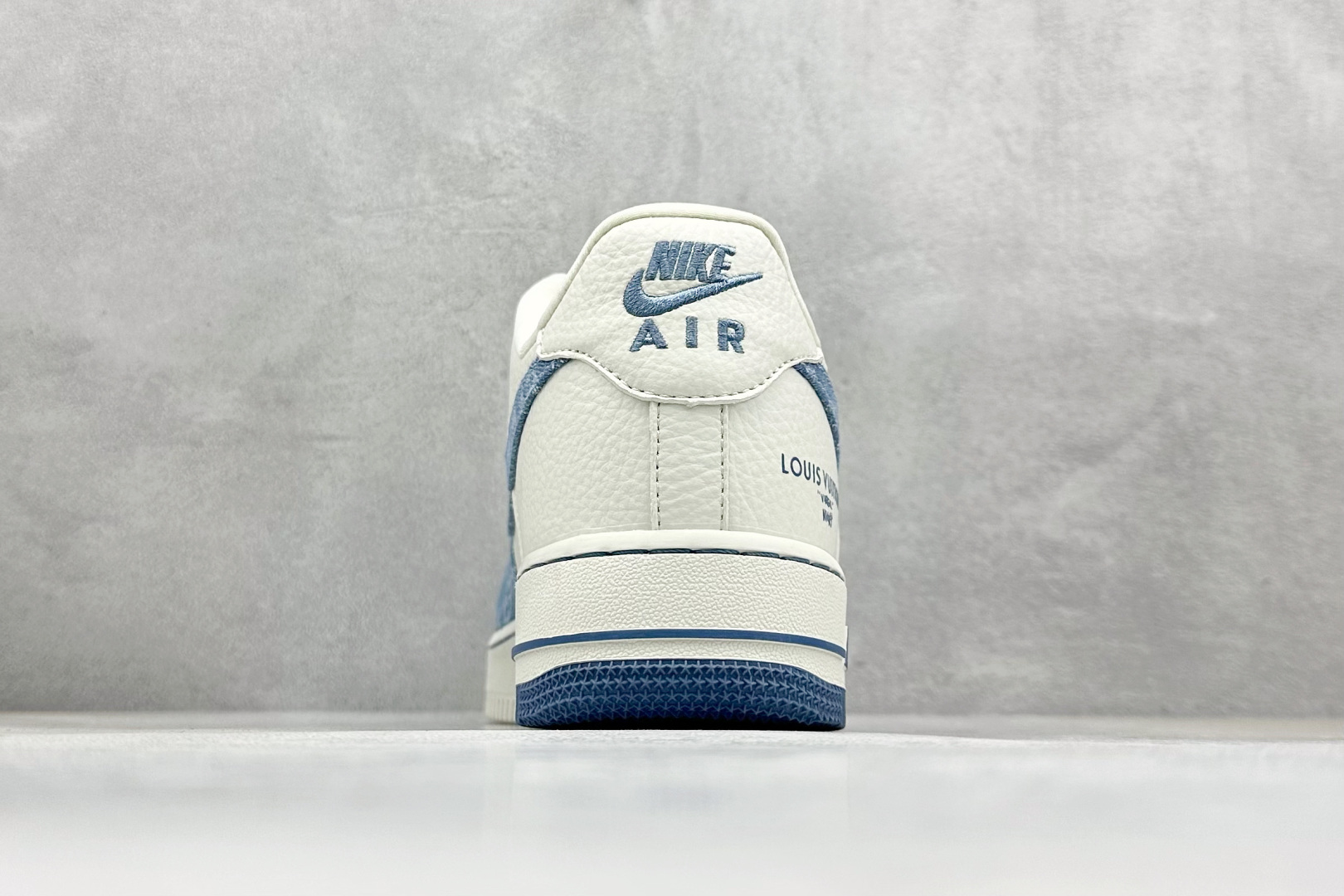 SC版Nike Air Force 1'07 Low LV联名 淡蓝牛仔 空军一号低帮休闲板鞋  SC0601-555