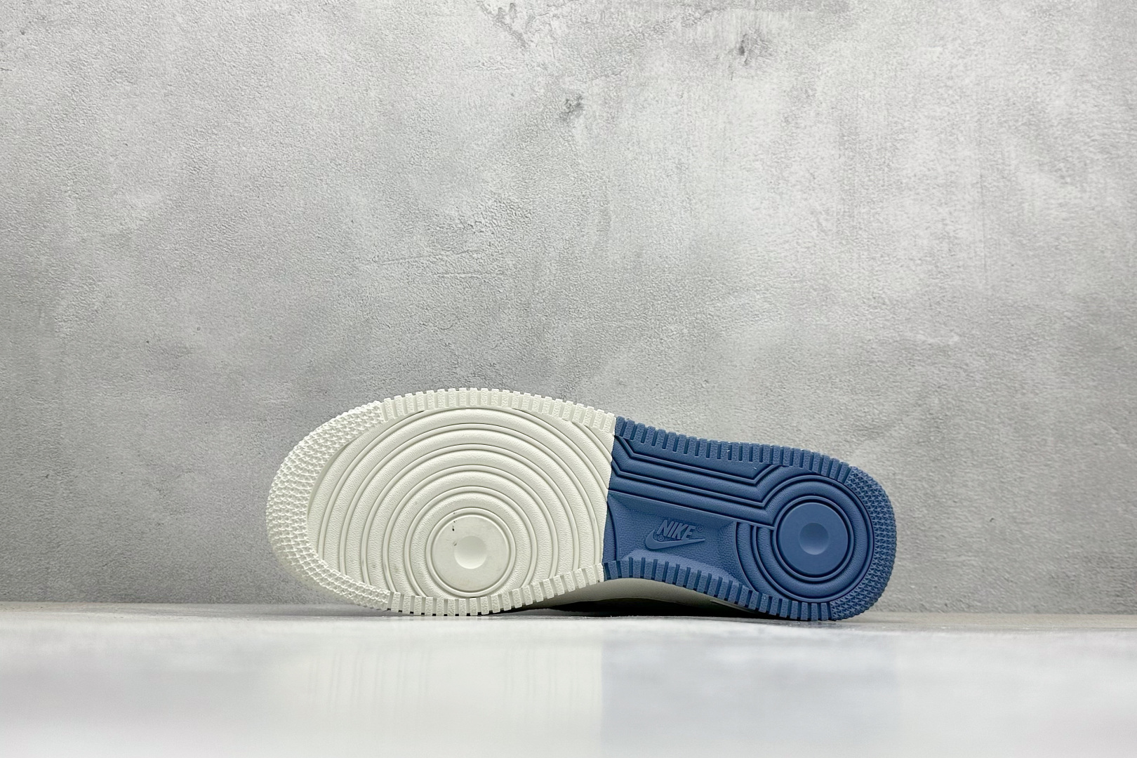 SC版Nike Air Force 1'07 Low LV联名 淡蓝牛仔 空军一号低帮休闲板鞋  SC0601-555