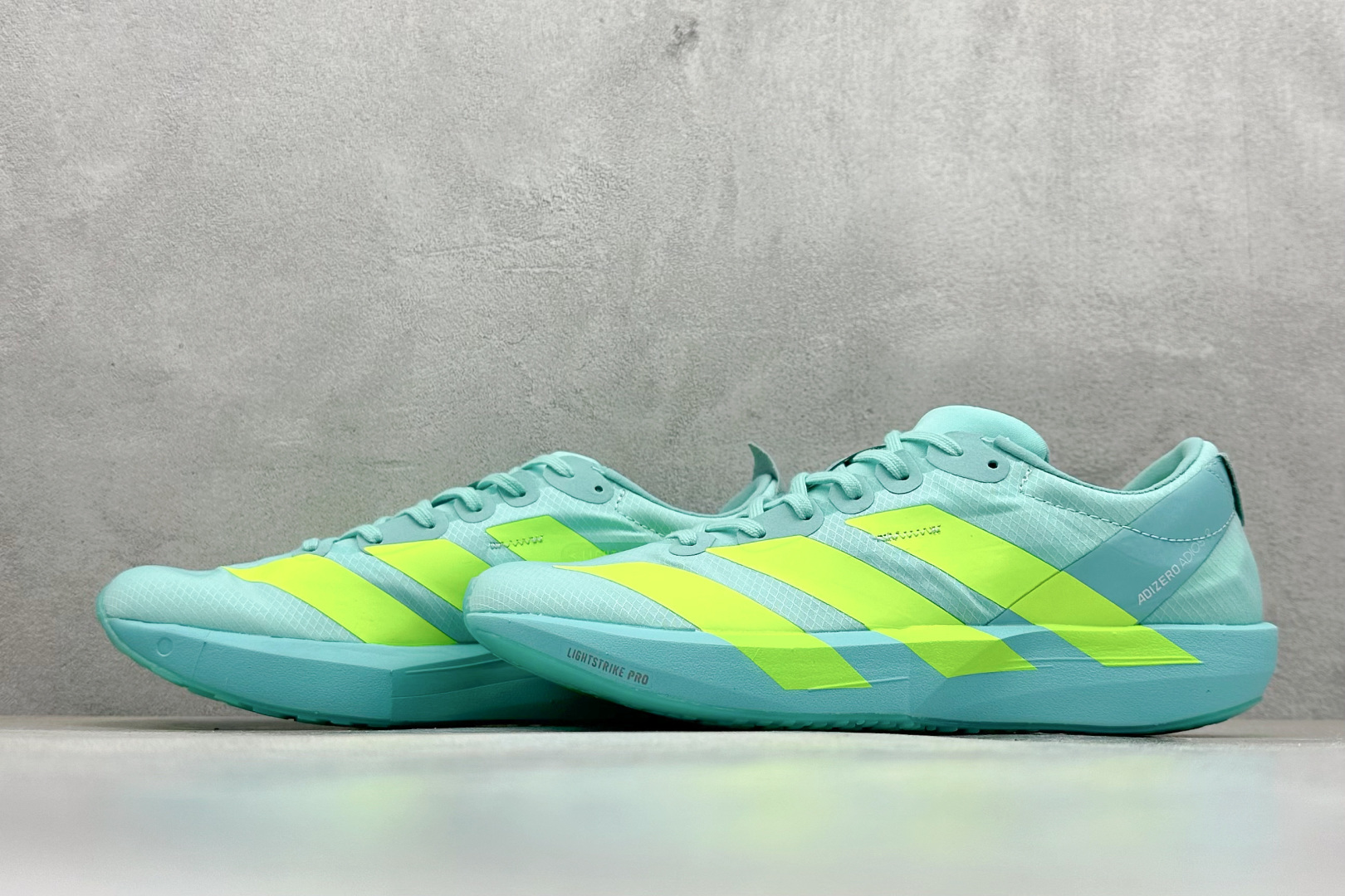 170 AdidAdizero Adios 9 M 阿迪透气轻盈低帮跑步鞋 JH5243