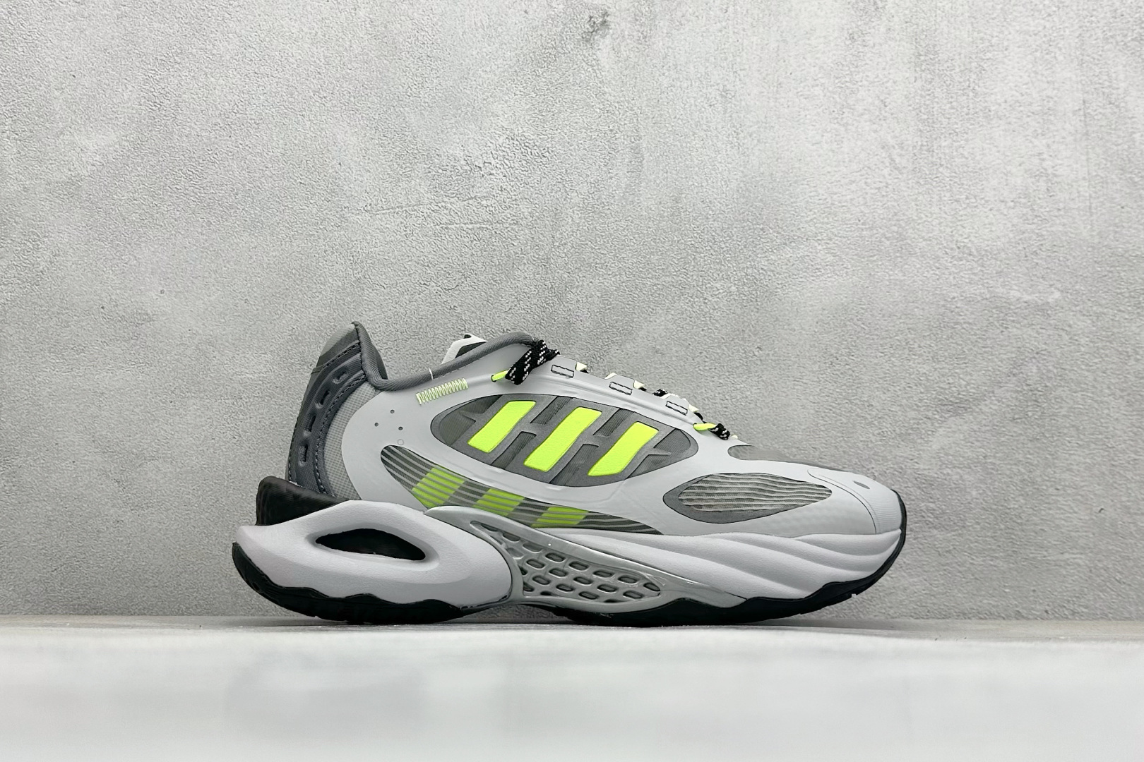 240 AdidCLIMACOOL XLG 4.0 复古休闲老爹鞋  JQ4940