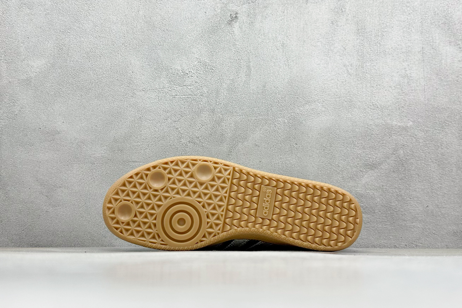 adidoriginals Samba OG x GUCCI 灰绿 桑巴舞系列复古经典轻便板鞋  DX0011