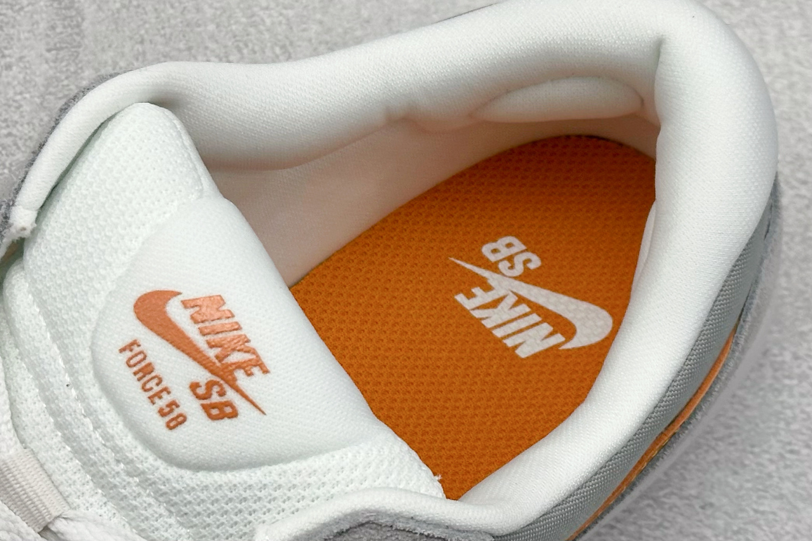 160 FS版 Nike SB Force 58 硫化杯底 传统篮球风格 Nike SB Force 58 男/女滑板鞋 DV5477-007