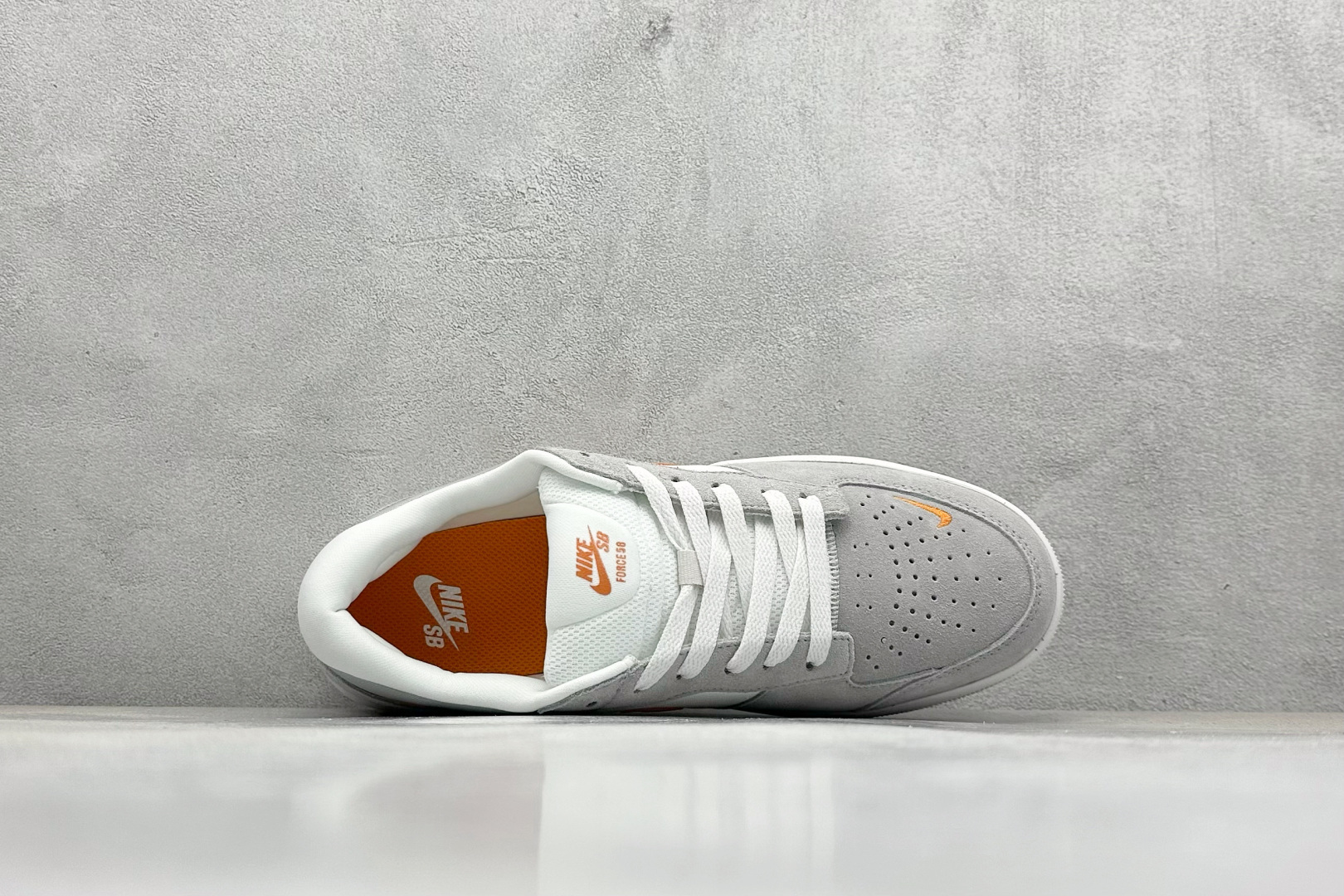 160 FS版 Nike SB Force 58 硫化杯底 传统篮球风格 Nike SB Force 58 男/女滑板鞋 DV5477-007