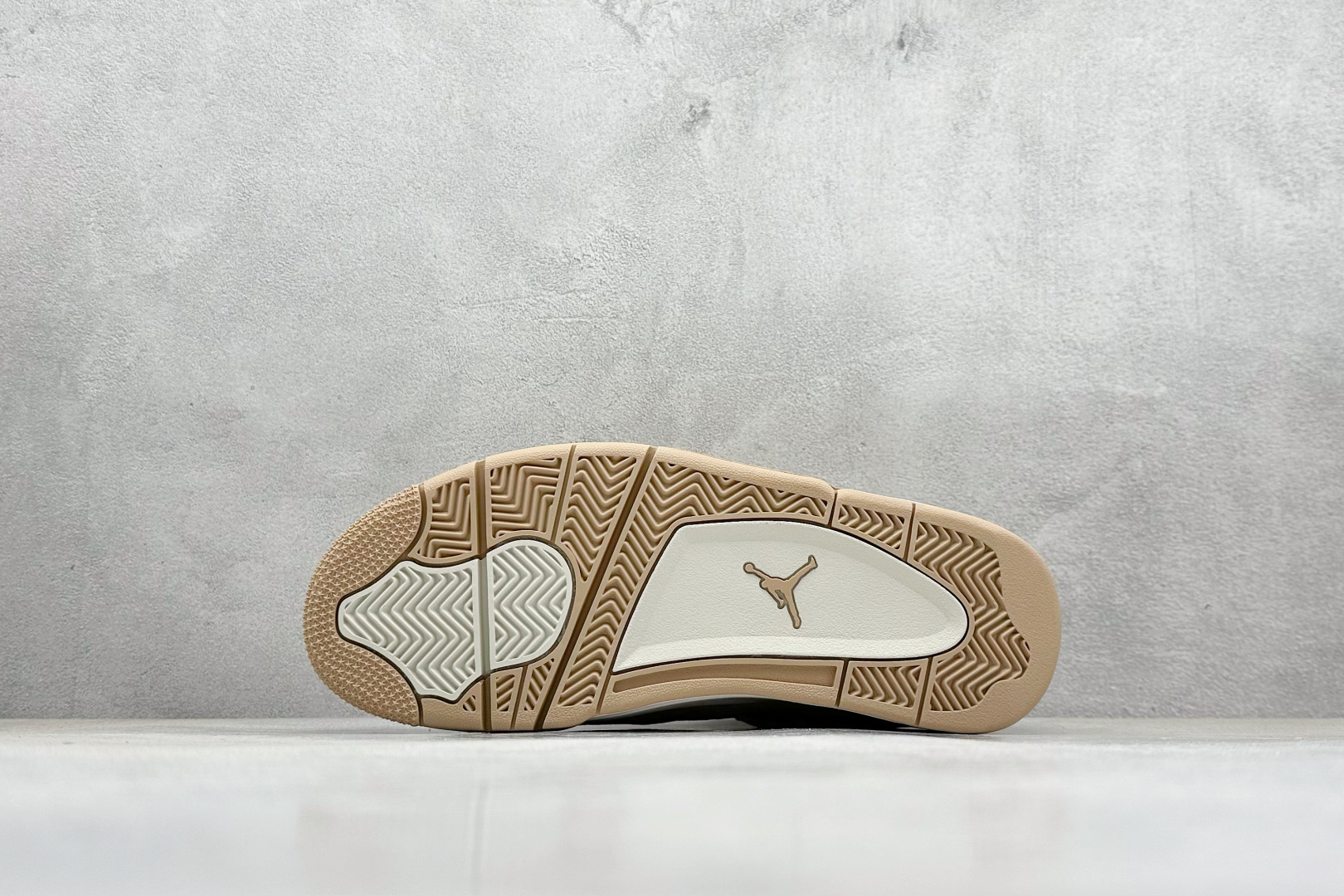 350 F版Air Jordan AJ4 Retro 卡其 HV0823-200