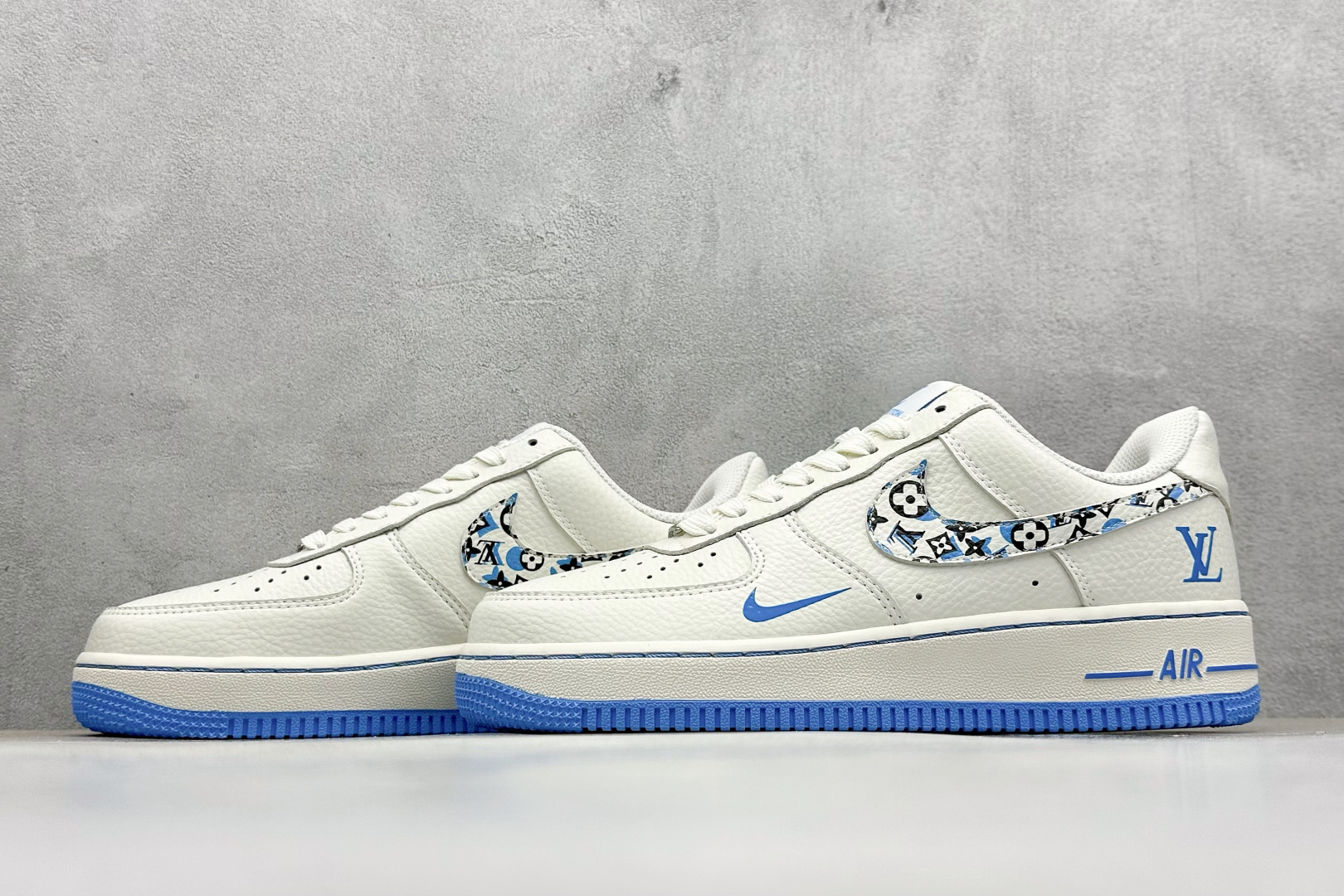 260 SC版Nike Air Force 1'07 Low LV联名 奶白霜蓝 空军一号低帮休闲板鞋 LW9279-017-Chinese UA Cheap High Quatity Brand Clothes Bags handbags Sneakers wholesale wholesaler seller from China Factory suppliers Fashion Clothing Shoes best Quality Beautiful Price 260 SC版Nike Air Force 1'07 Low LV联名 奶白霜蓝 空军一号低帮休闲板鞋 LW9279-017