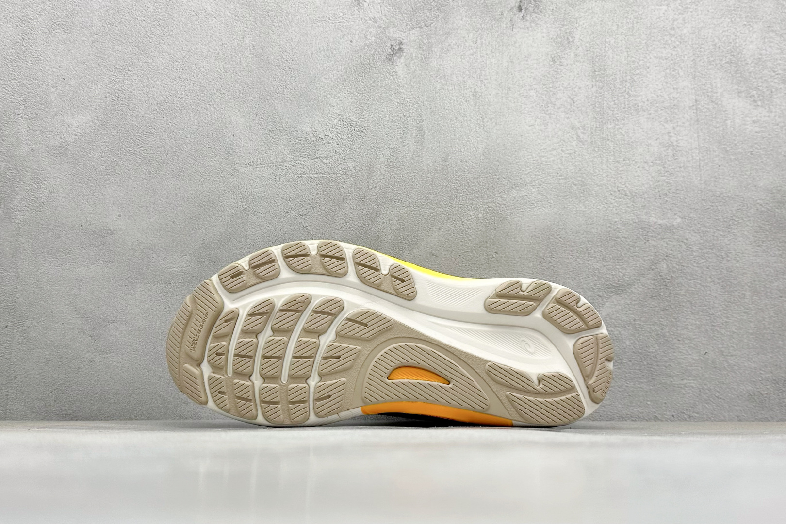 Asics Gel-Kayano 31 亚瑟士系列复古舒适织物休闲跑步鞋 1011B869-001