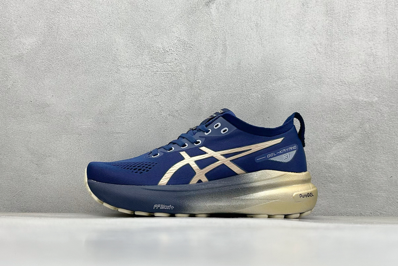 Asics Gel-Kayano 31 亚瑟士系列复古舒适织物休闲跑步鞋 1011B950-400
