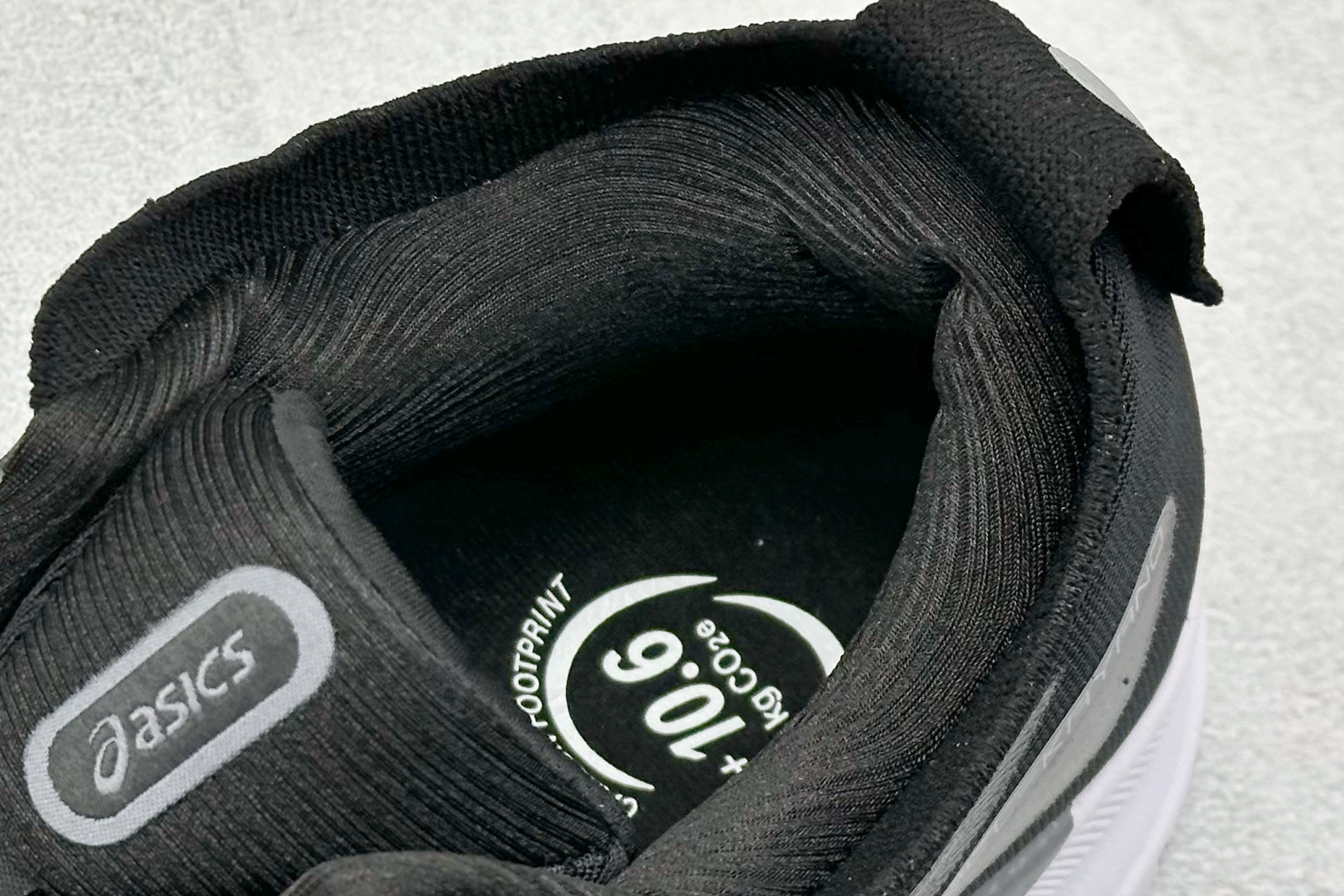 Asics Gel-Kayano 31 亚瑟士系列复古舒适织物休闲跑步鞋 1011B869-002