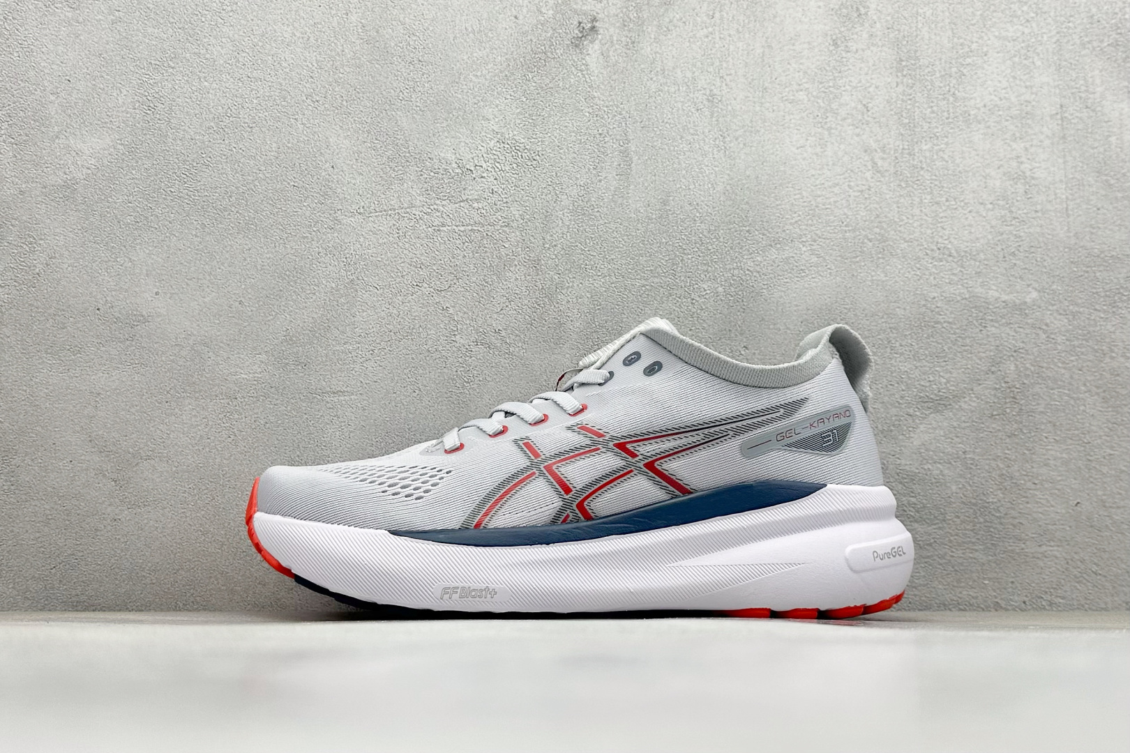 Asics Gel-Kayano 31 亚瑟士系列复古舒适织物休闲跑步鞋 1011B867-021