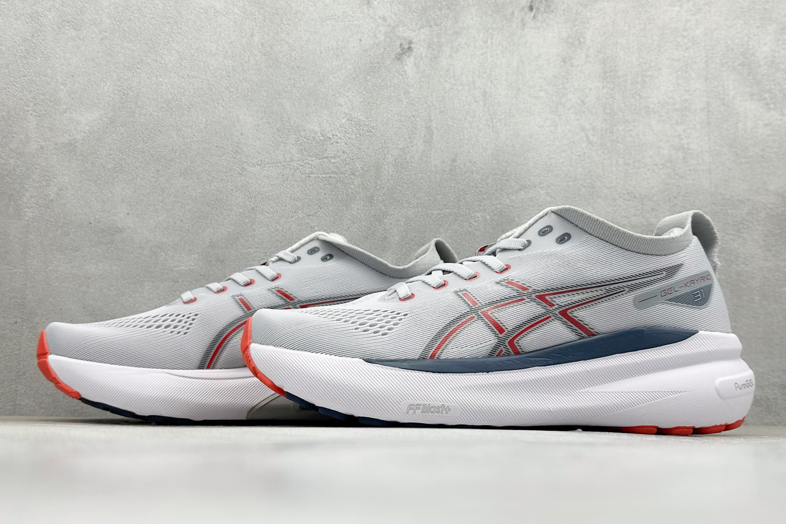 Asics Gel-Kayano 31 亚瑟士系列复古舒适织物休闲跑步鞋 1011B867-021