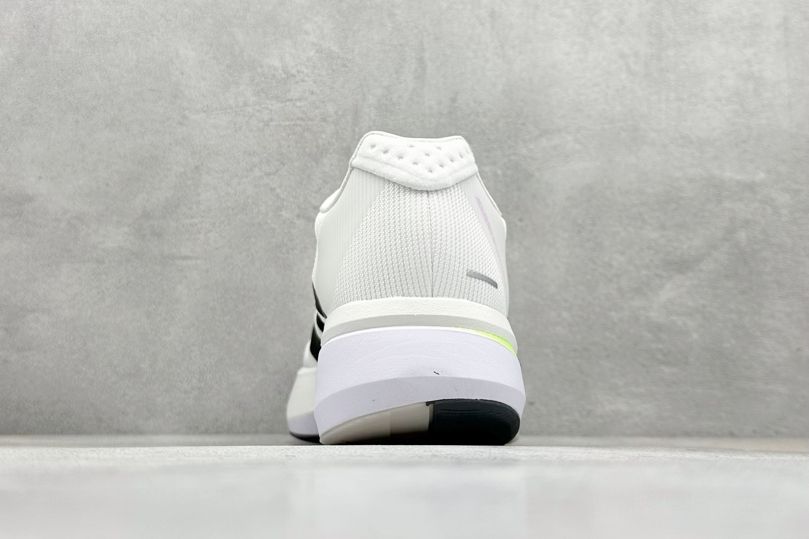 AdidAdizero Bost13 轻盈缓震透气跑步鞋 AdizeroBoston13跑鞋 JS4951