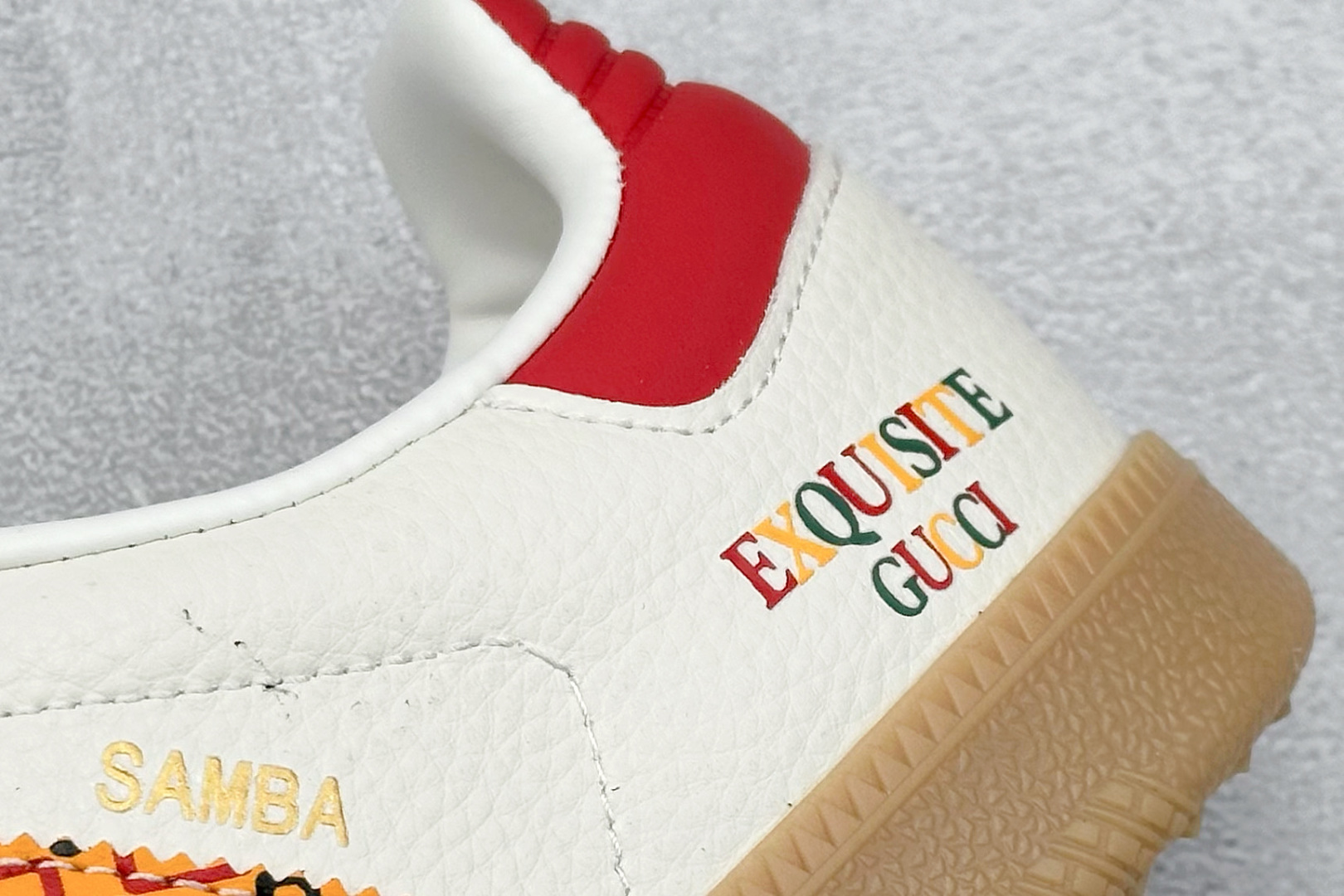 adidoriginals Samba x GUCCI 绿白红 桑巴舞系列复古经典轻便板鞋 DB0001