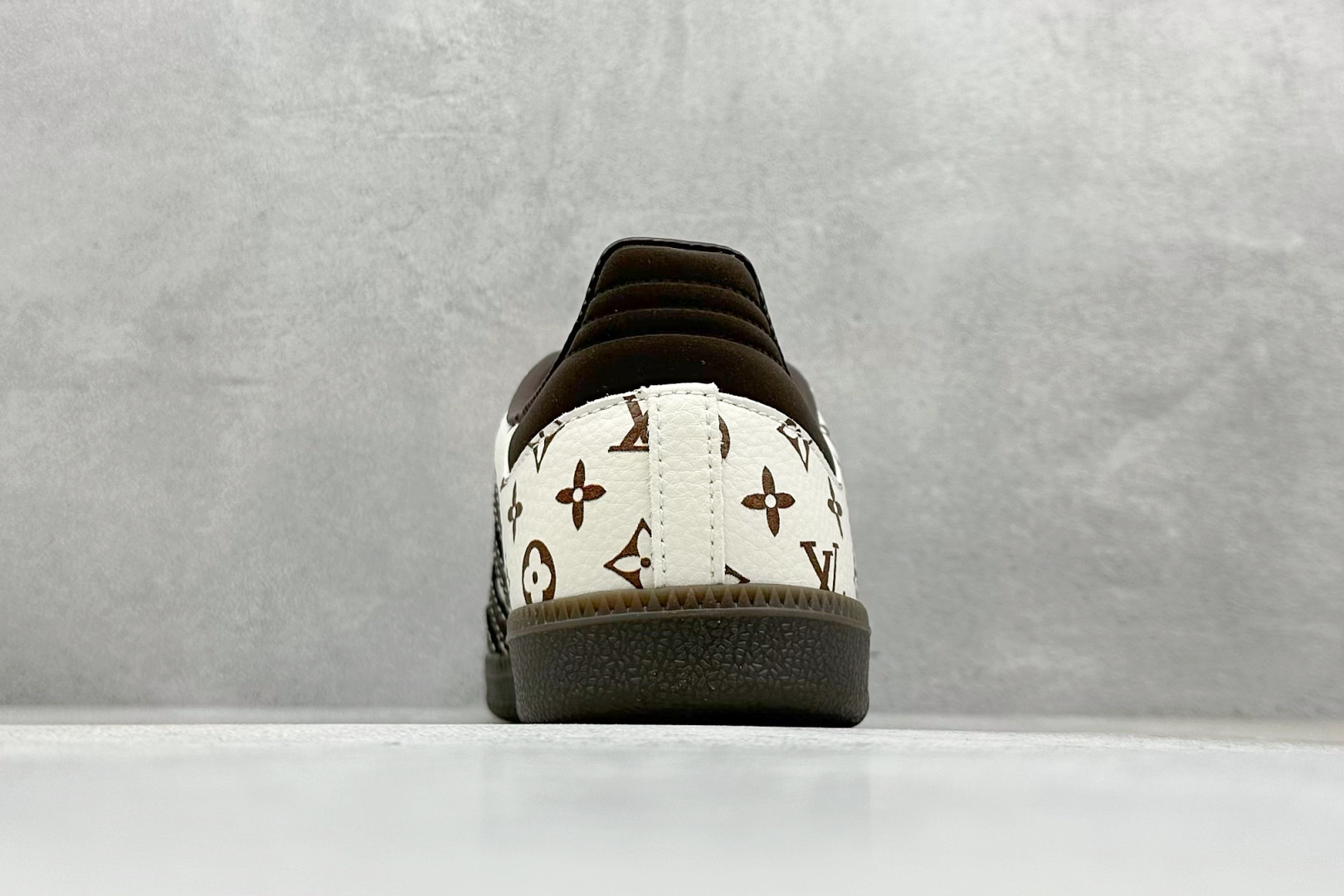 adidoriginals Samba x Louis Vuitt黑白 桑巴舞系列复古经典轻便板鞋 DX0010