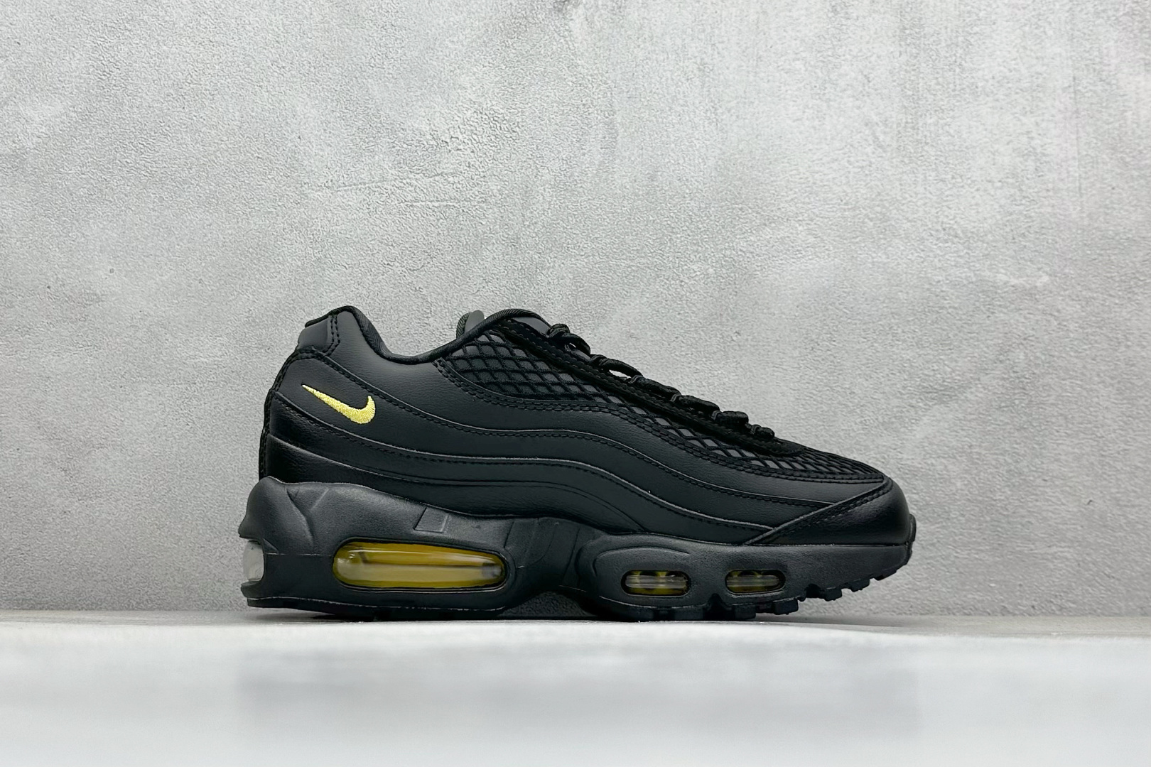 GW版NK Air Max 95 联名复古舒适气垫运动鞋 FB2709-003