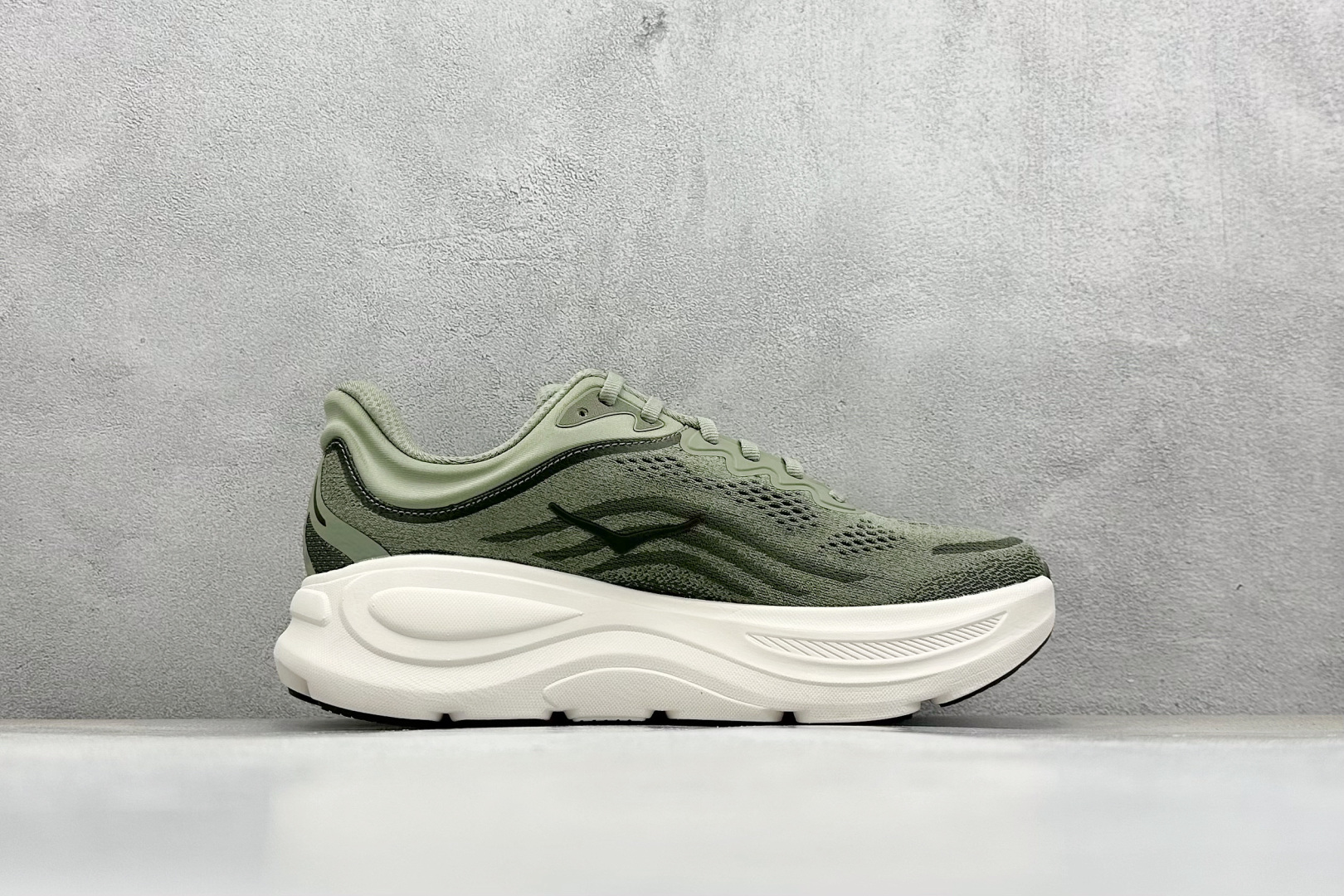  
RS版HOKA ONE ONE Bondi 9 舒适防滑耐磨低帮休闲跑步鞋 

货号：/SSSC
尺