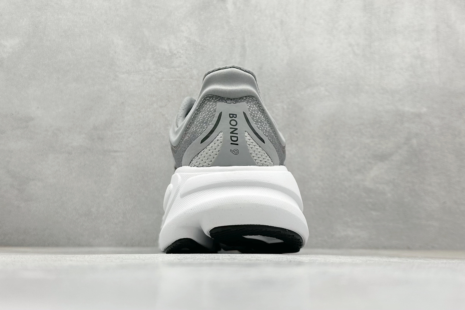  
RS版HOKA ONE ONE Bondi 9 舒适防滑耐磨低帮休闲跑步鞋 

货号：/GCTC
尺