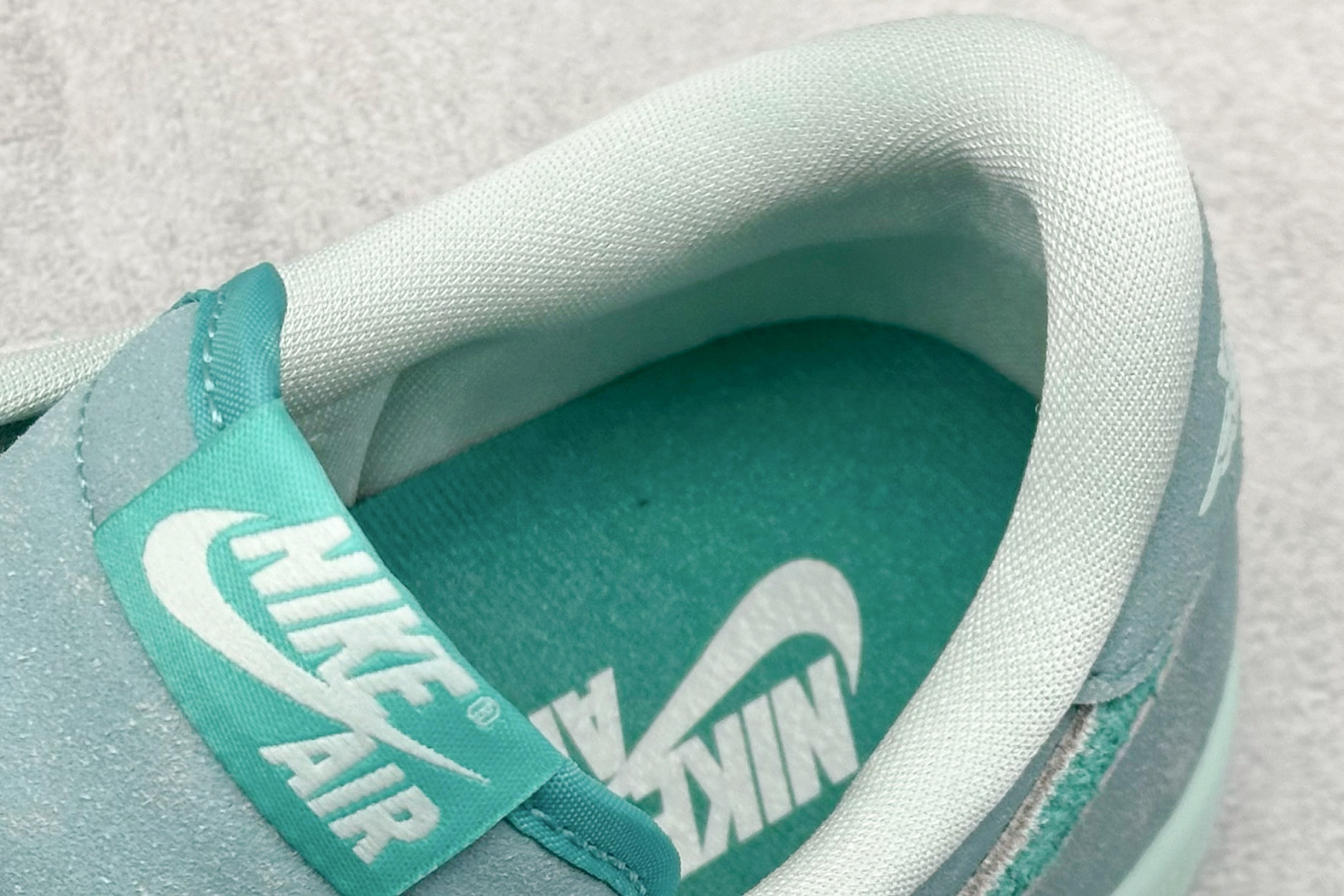 F版 Air Jordan 1 Low 蓝绿 AJ1乔1低帮休闲板鞋 HQ8111-300
