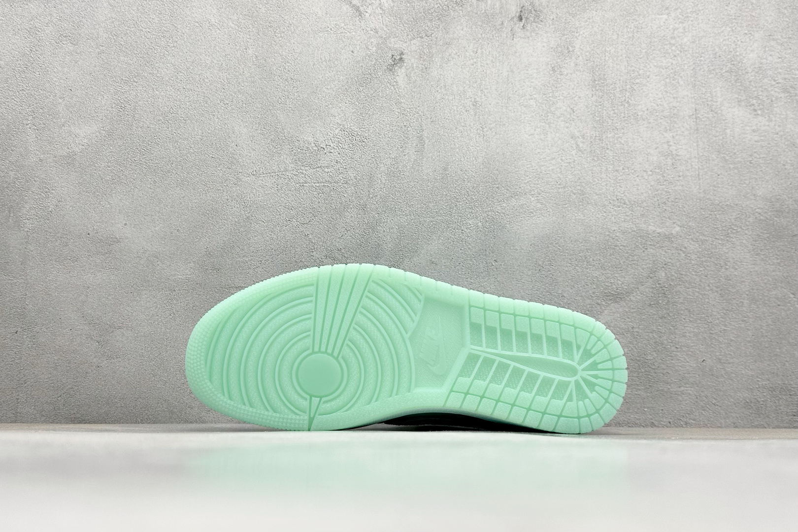 F版 Air Jordan 1 Low 蓝绿 AJ1乔1低帮休闲板鞋 HQ8111-300