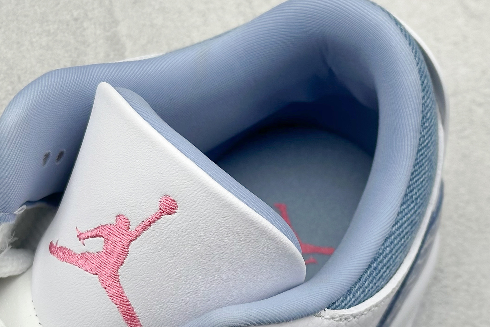 F版Air Jordan 3 ”Cobalt Bliss” AJ3 乔3粉彩荧光 HQ0784-101