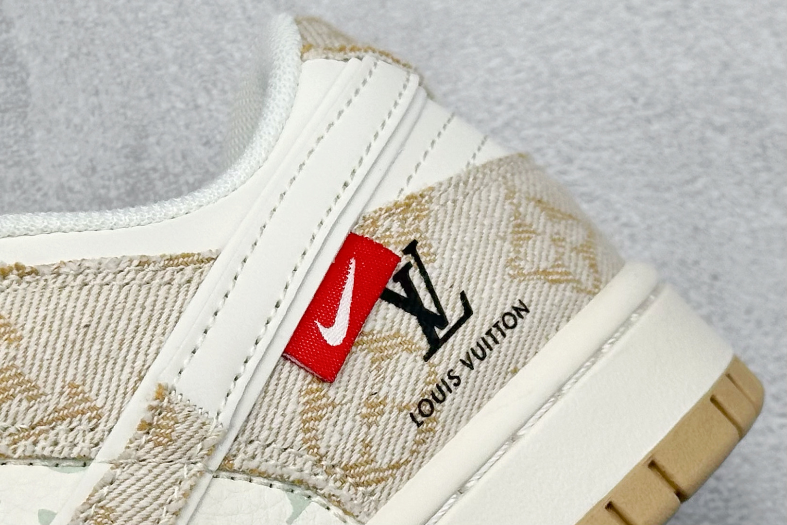XC版Nike SB Dunk Low LV联名 卡其牛仔 低帮休闲板鞋 YX5066-377