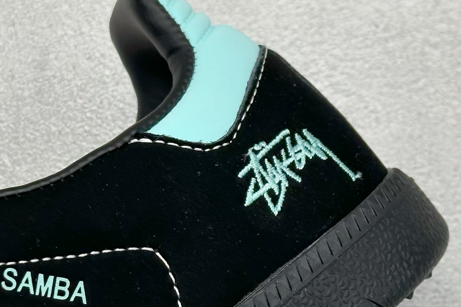 adidoriginals Samba x Stussy 黑蓝 桑巴舞系列复古经典轻便板鞋 DX0002