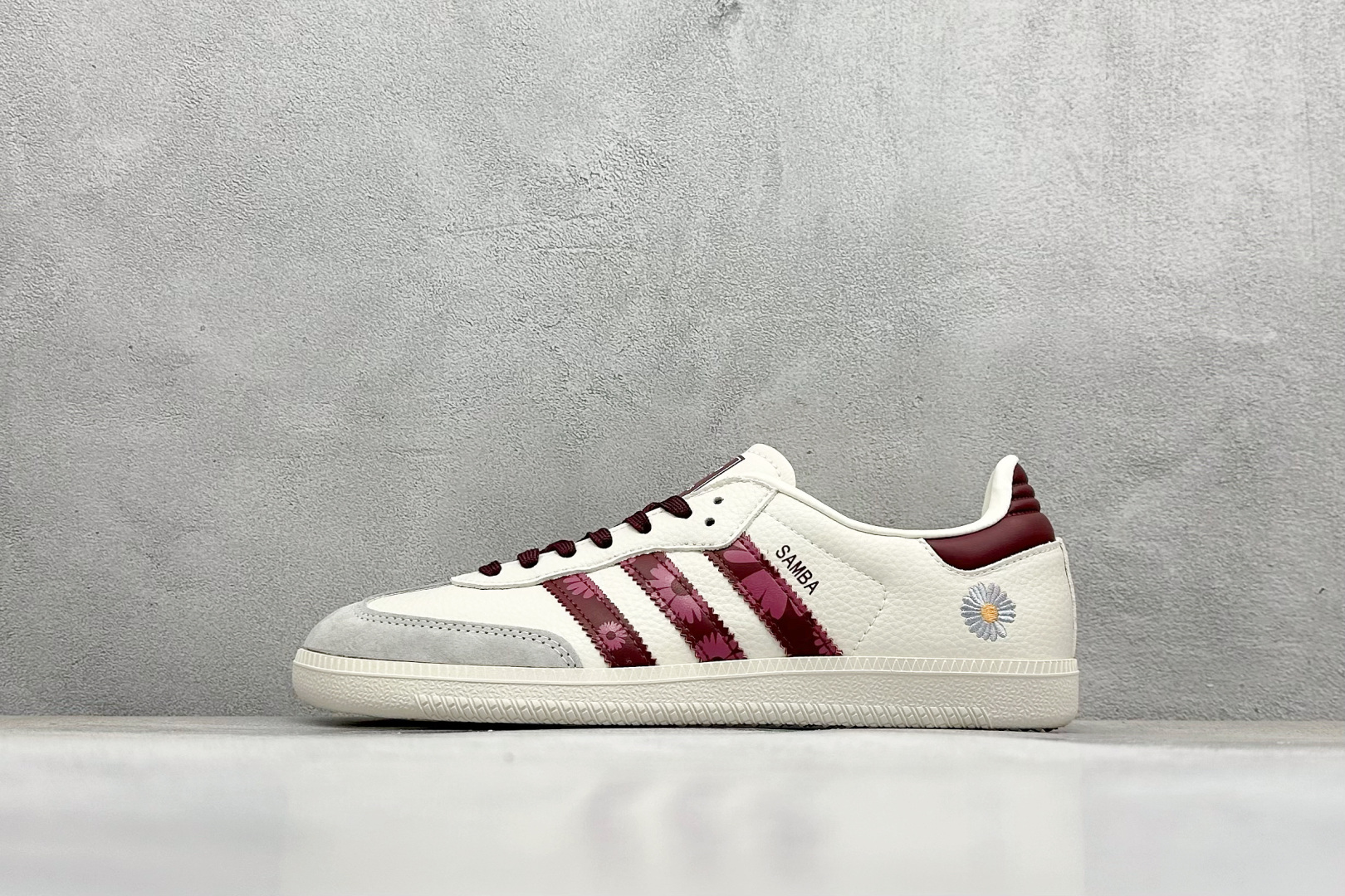 adidoriginals Samba 小雏菊 灰白 桑巴舞系列复古经典轻便板鞋 DX0009