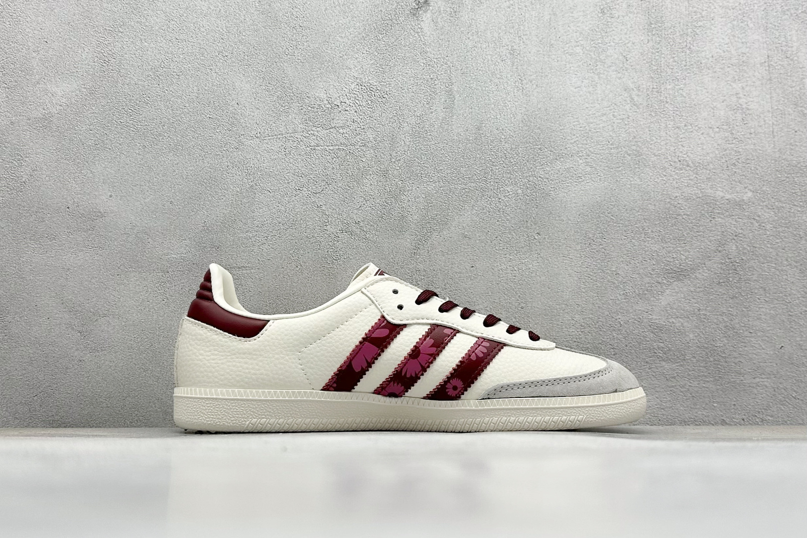 adidoriginals Samba 小雏菊 灰白 桑巴舞系列复古经典轻便板鞋 DX0009