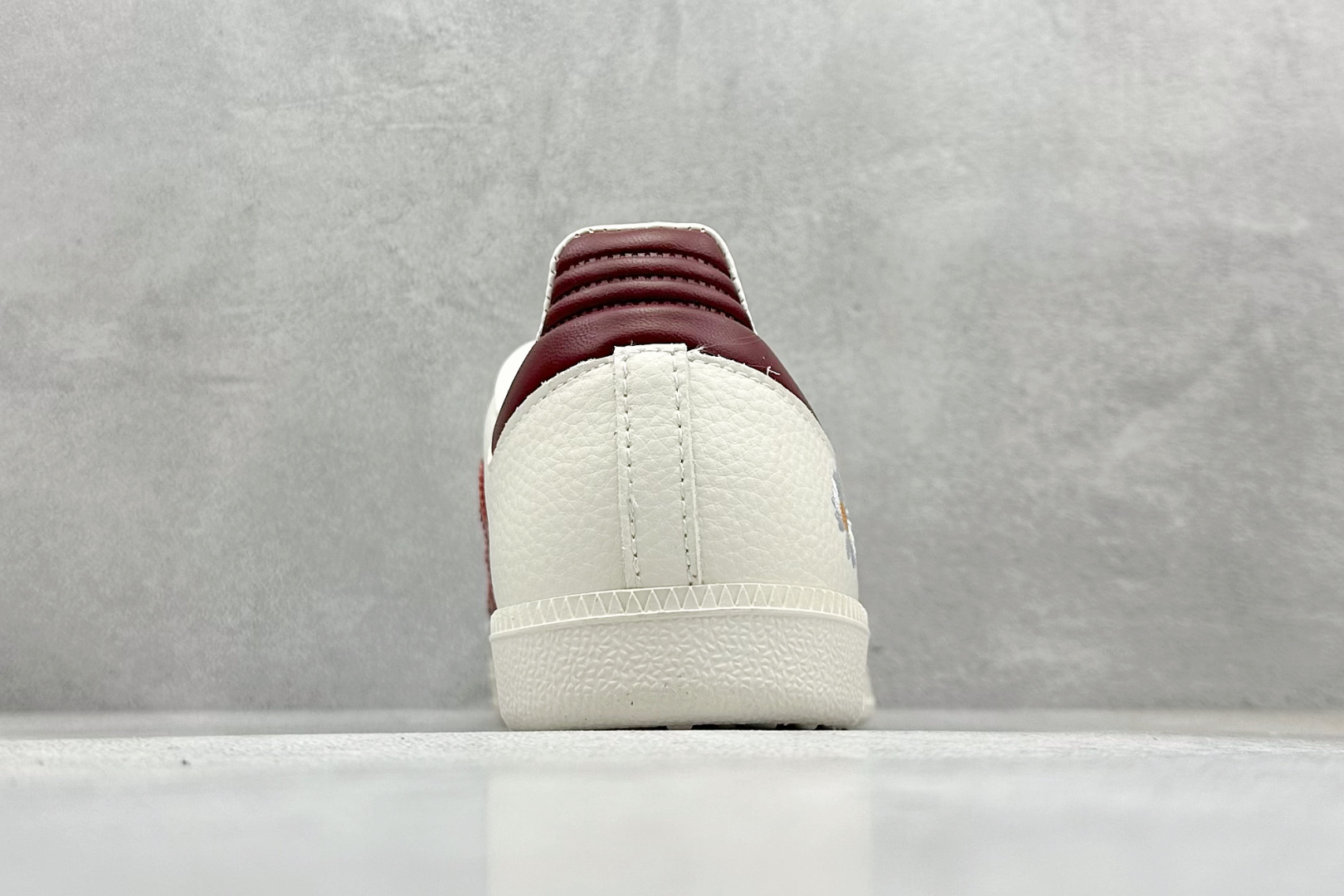 adidoriginals Samba 小雏菊 灰白 桑巴舞系列复古经典轻便板鞋 DX0009