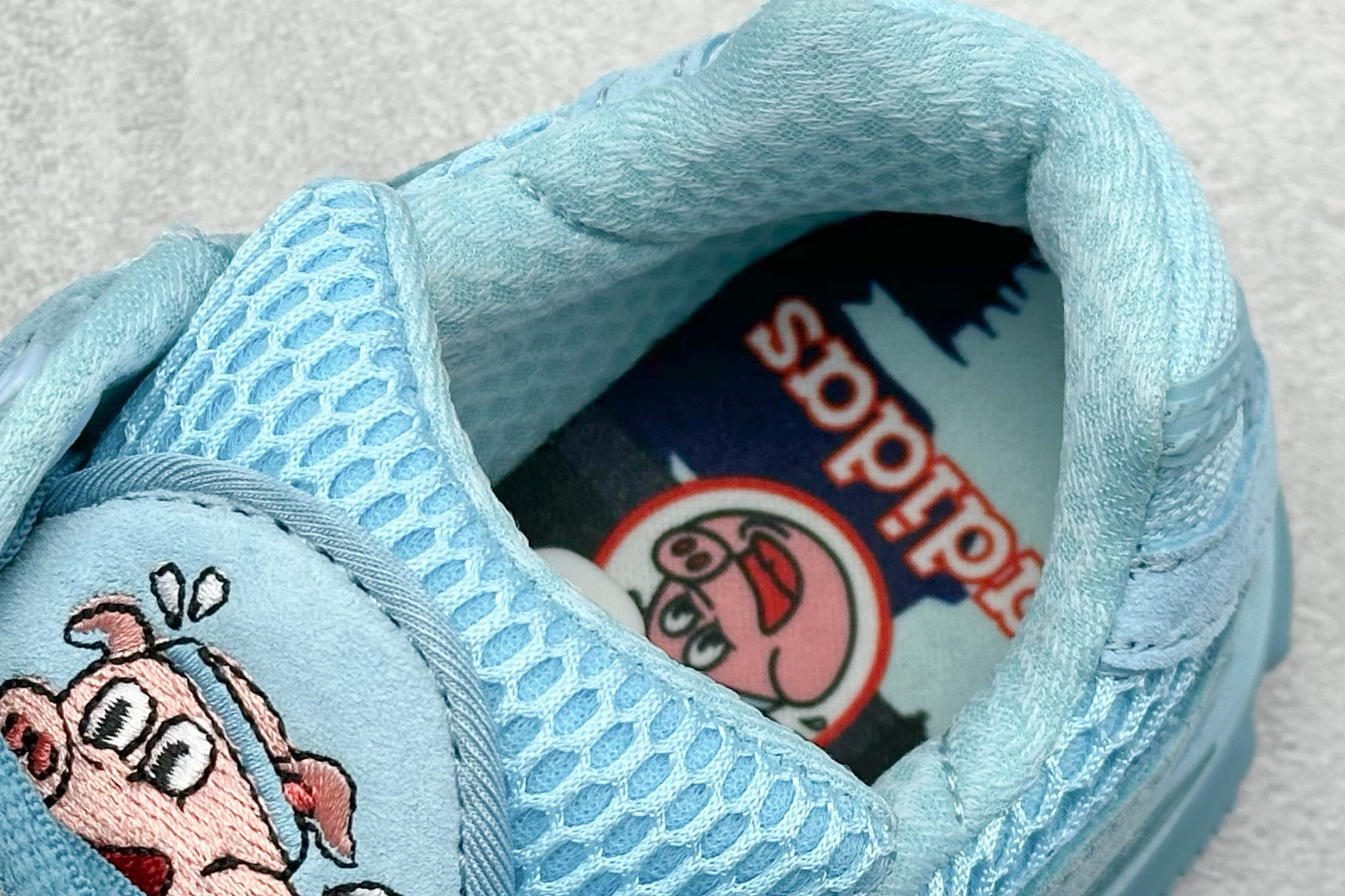 SFTM x AD Originals Adistar Cushi复古前卫科技休闲运动老爹鞋 JS2973
