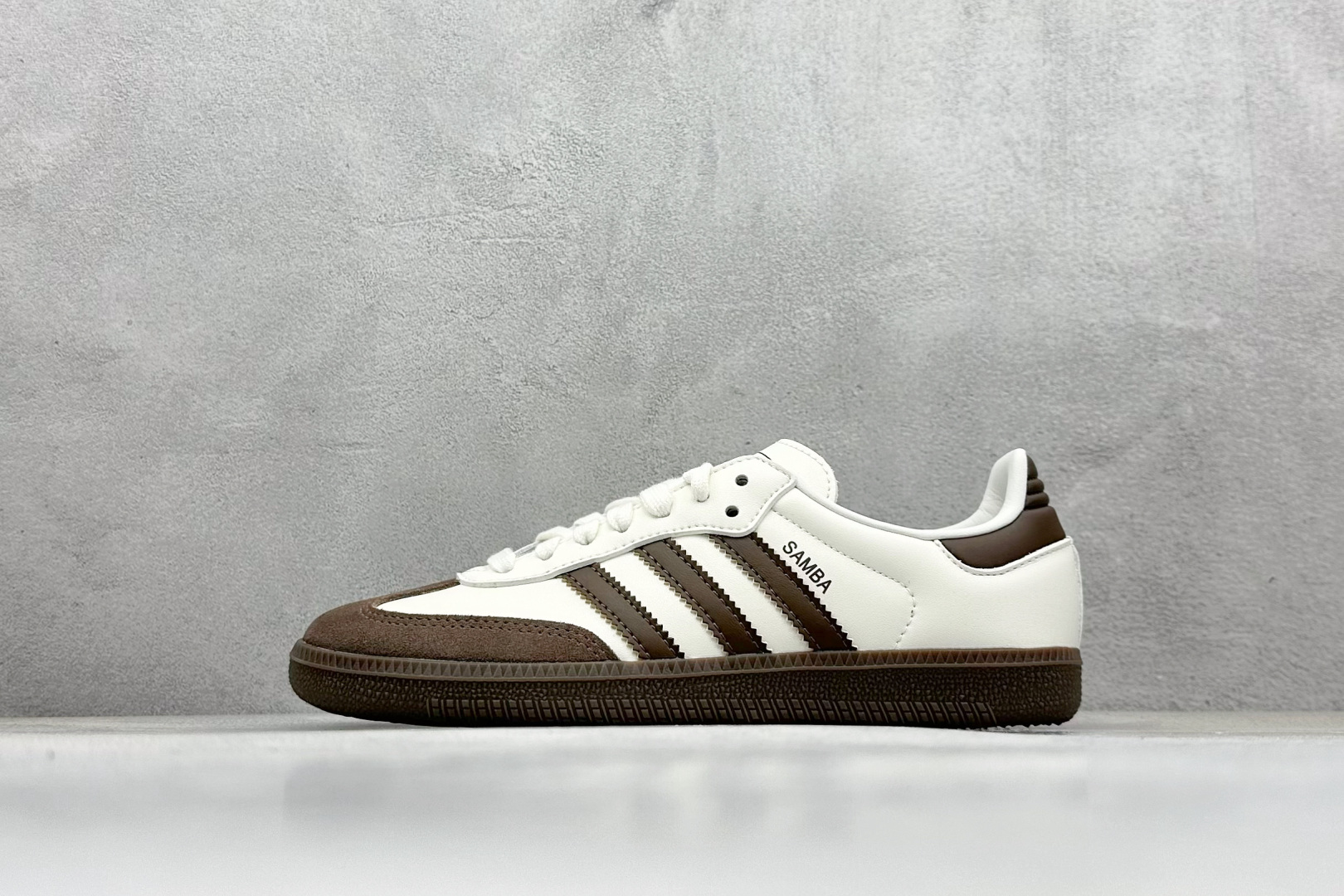 150 AdidOriginals Samba 阿迪达斯经典款复古休闲板鞋 JI1991