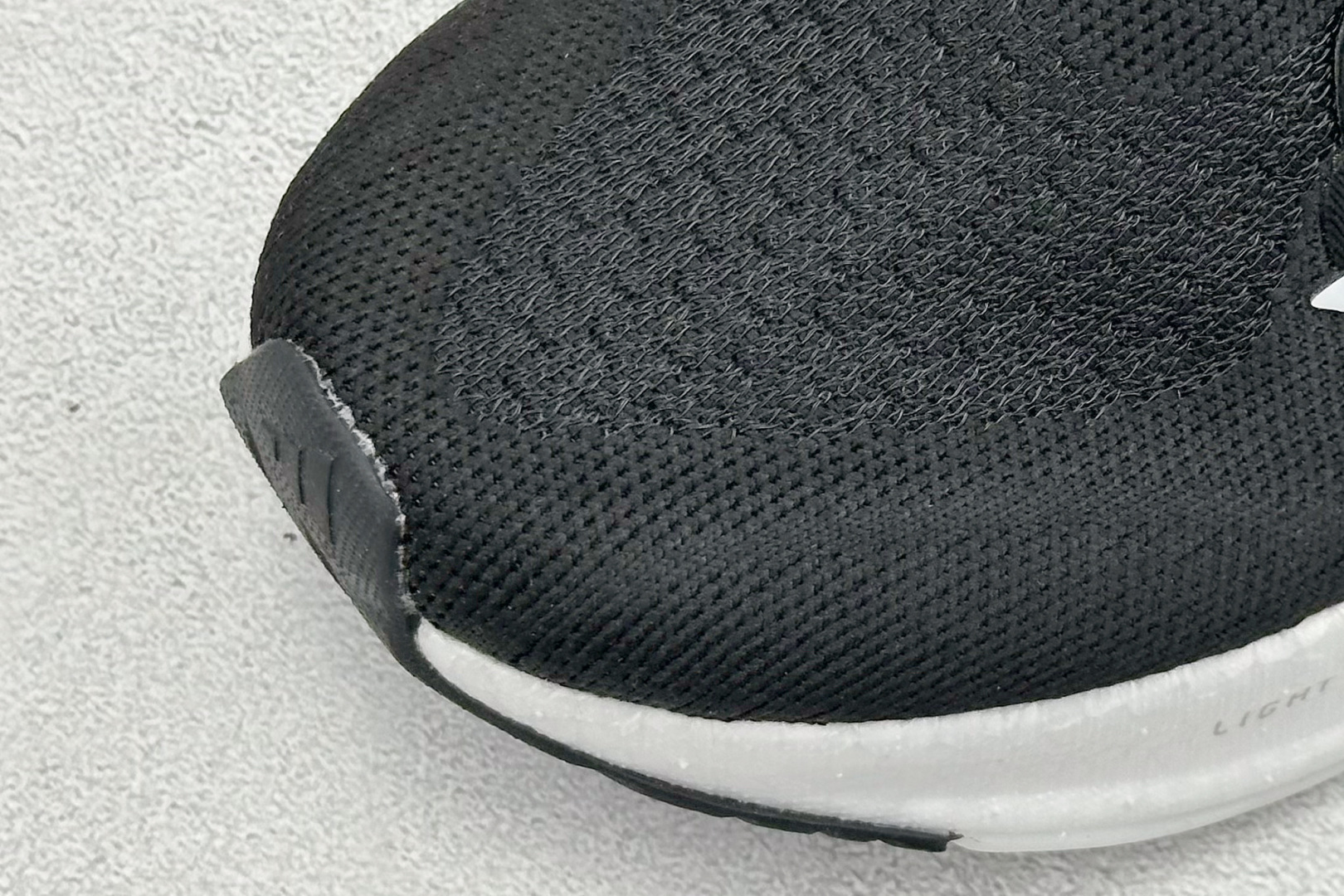福利特价 
AD Ultraboost 5X 阿迪达斯新款休闲爆米花跑步鞋
货号：JH9633
尺码：