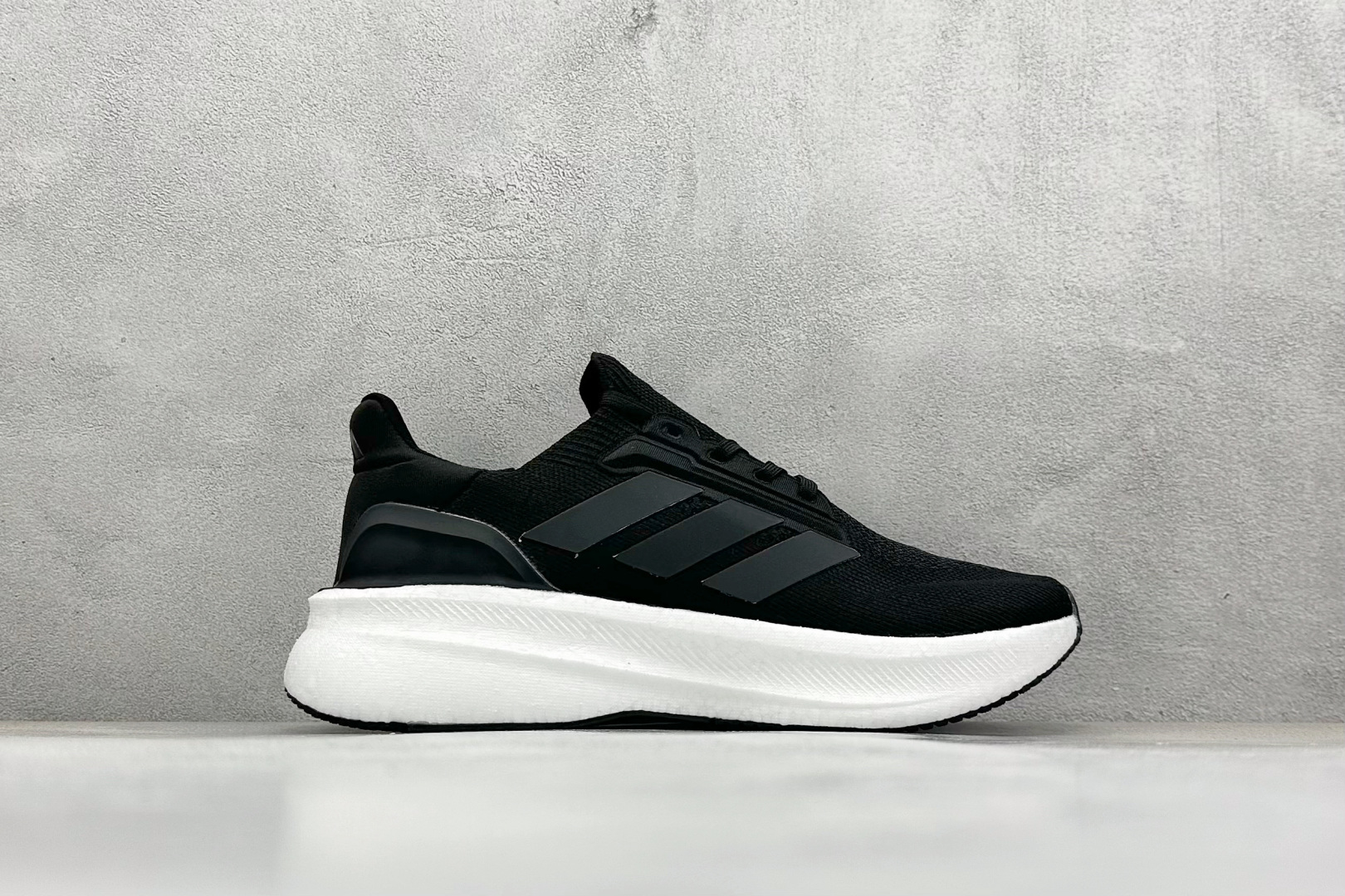 福利特价 
AD Ultraboost 5X 阿迪达斯新款休闲爆米花跑步鞋
货号：JH9633
尺码：