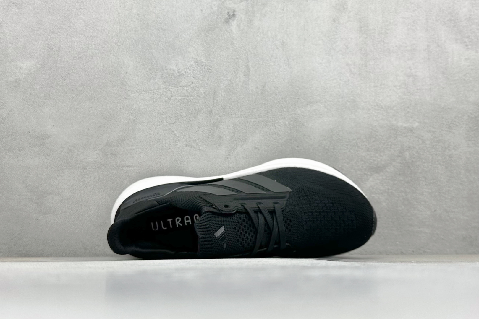 福利特价 
AD Ultraboost 5X 阿迪达斯新款休闲爆米花跑步鞋
货号：JH9633
尺码：