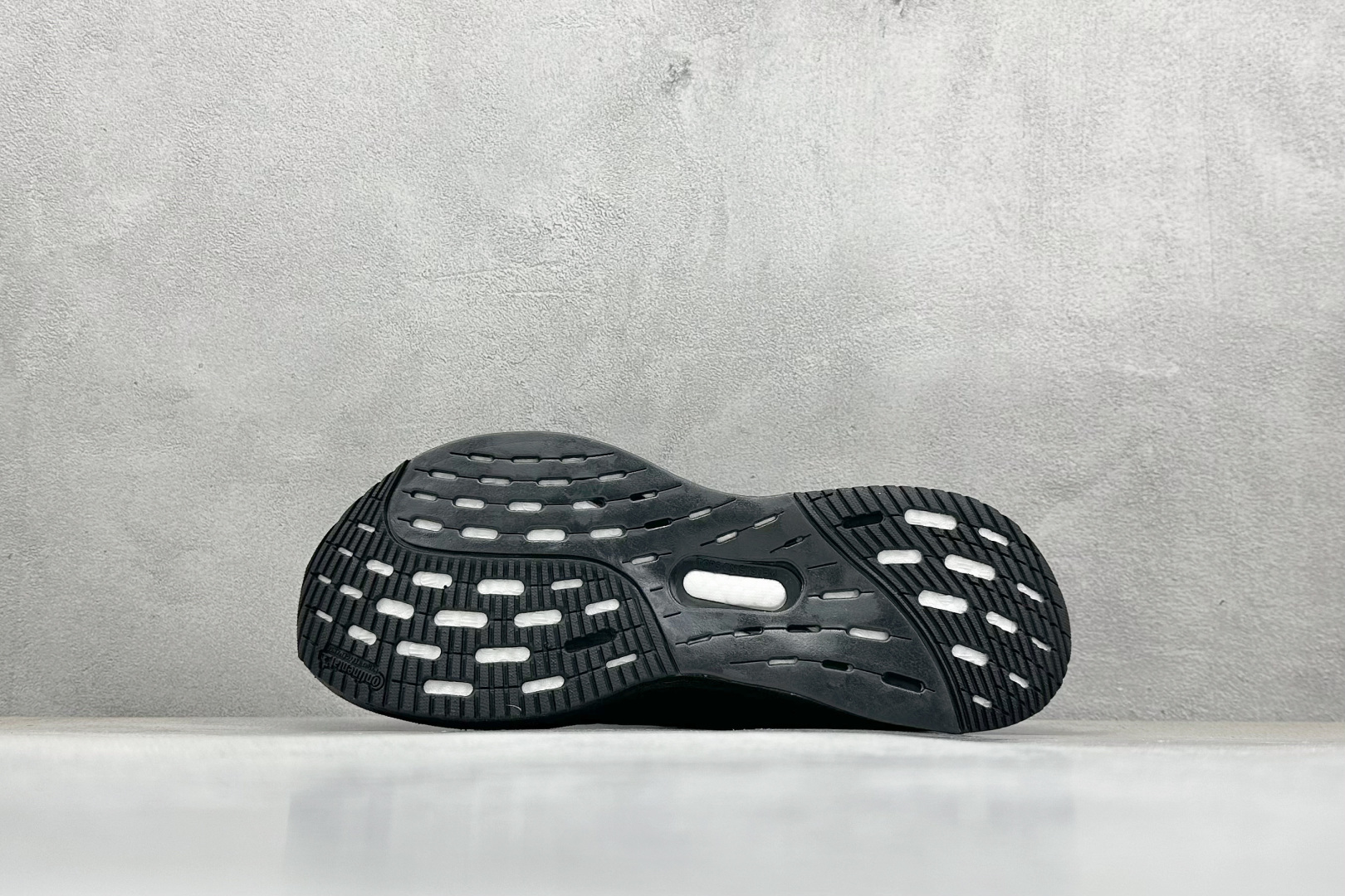 福利特价 
AD Ultraboost 5X 阿迪达斯新款休闲爆米花跑步鞋
货号：JH7244
尺码：