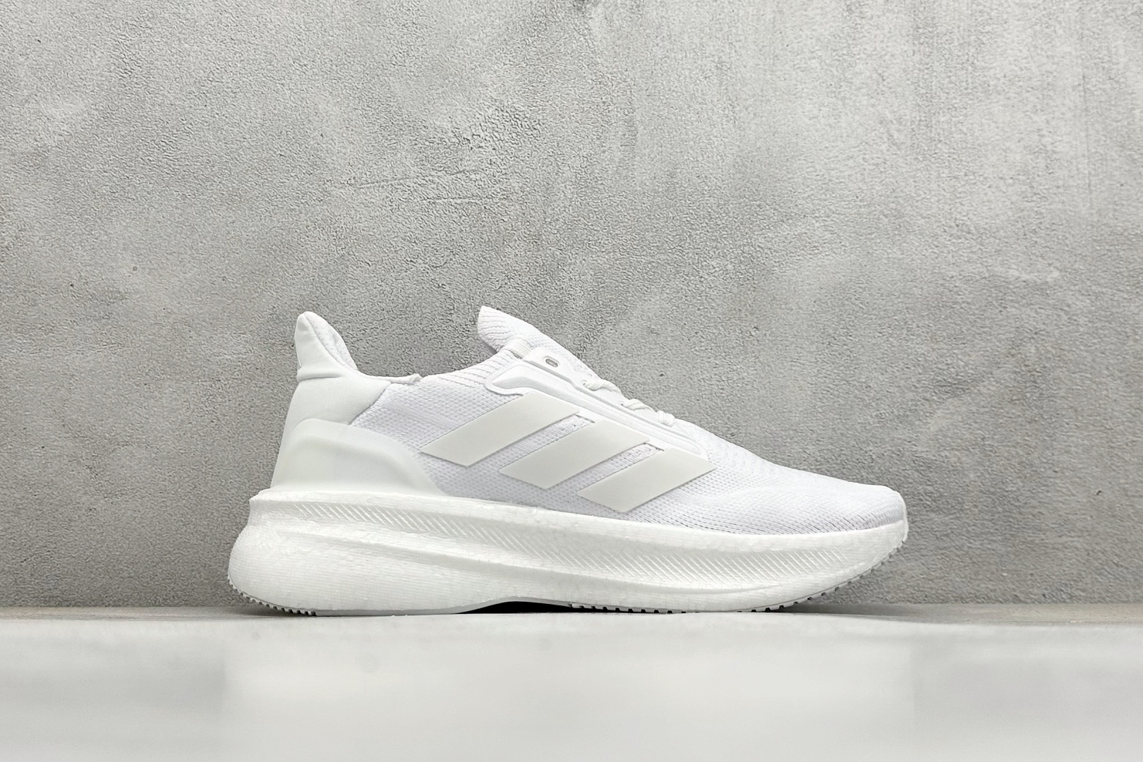 福利特价 
AD Ultraboost 5X 阿迪达斯新款休闲爆米花跑步鞋
货号：JH7252
尺码：