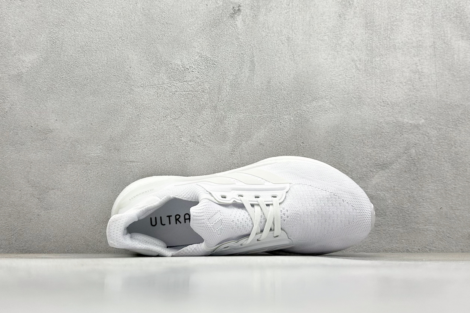 福利特价 
AD Ultraboost 5X 阿迪达斯新款休闲爆米花跑步鞋
货号：JH7252
尺码：