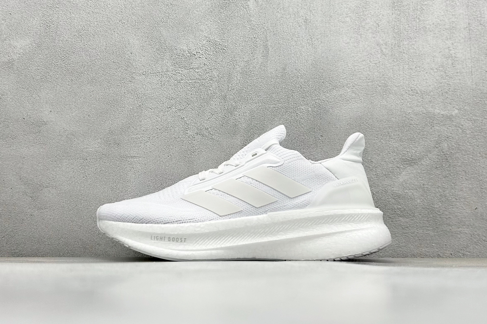 福利特价 
AD Ultraboost 5X 阿迪达斯新款休闲爆米花跑步鞋
货号：JH7252
尺码：