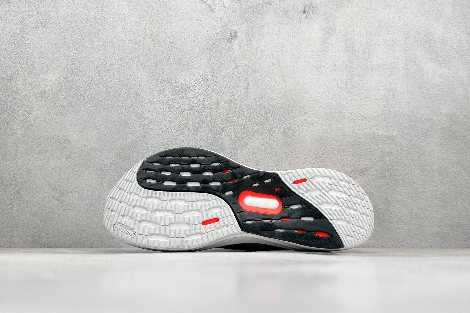 福利特价 
AD Ultraboost 5X 阿迪达斯新款休闲爆米花跑步鞋
货号：JH6351
尺码：