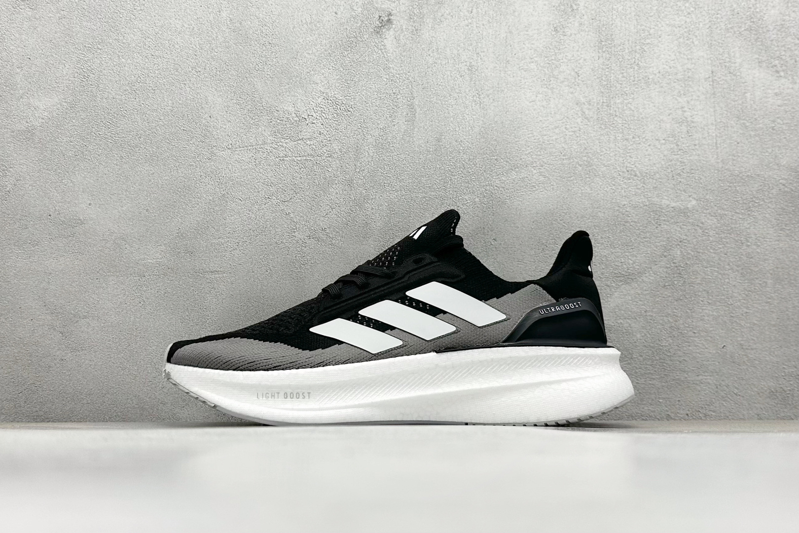 福利特价 
AD Ultraboost 5X 阿迪达斯新款休闲爆米花跑步鞋
货号：IH3102
尺码：