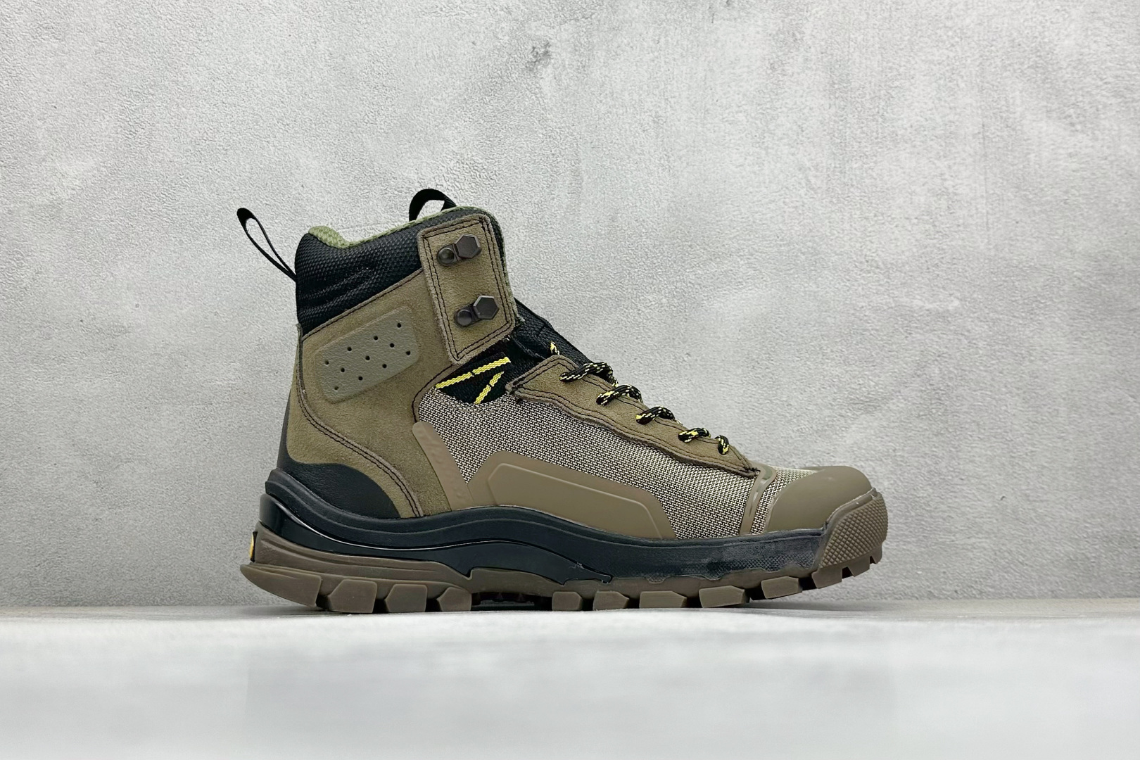 图片[2]-Vans UltraRange Exo Hi Gore-tex Mte-3 万斯经典百搭休闲高帮板鞋户外靴 实拍调校N版已经零色差零失真 百分百还原实物色彩所见即所得 不存在货不对板色差等低级问题 选购参考实物拍摄 不混卖不参货 只用心做好货 尺码：37-42-选品中心