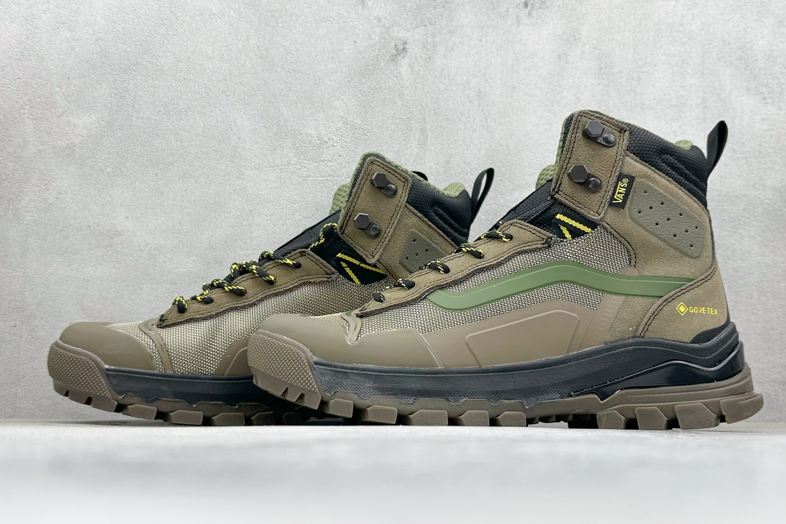 图片[5]-Vans UltraRange Exo Hi Gore-tex Mte-3 万斯经典百搭休闲高帮板鞋户外靴 实拍调校N版已经零色差零失真 百分百还原实物色彩所见即所得 不存在货不对板色差等低级问题 选购参考实物拍摄 不混卖不参货 只用心做好货 尺码：37-42-选品中心