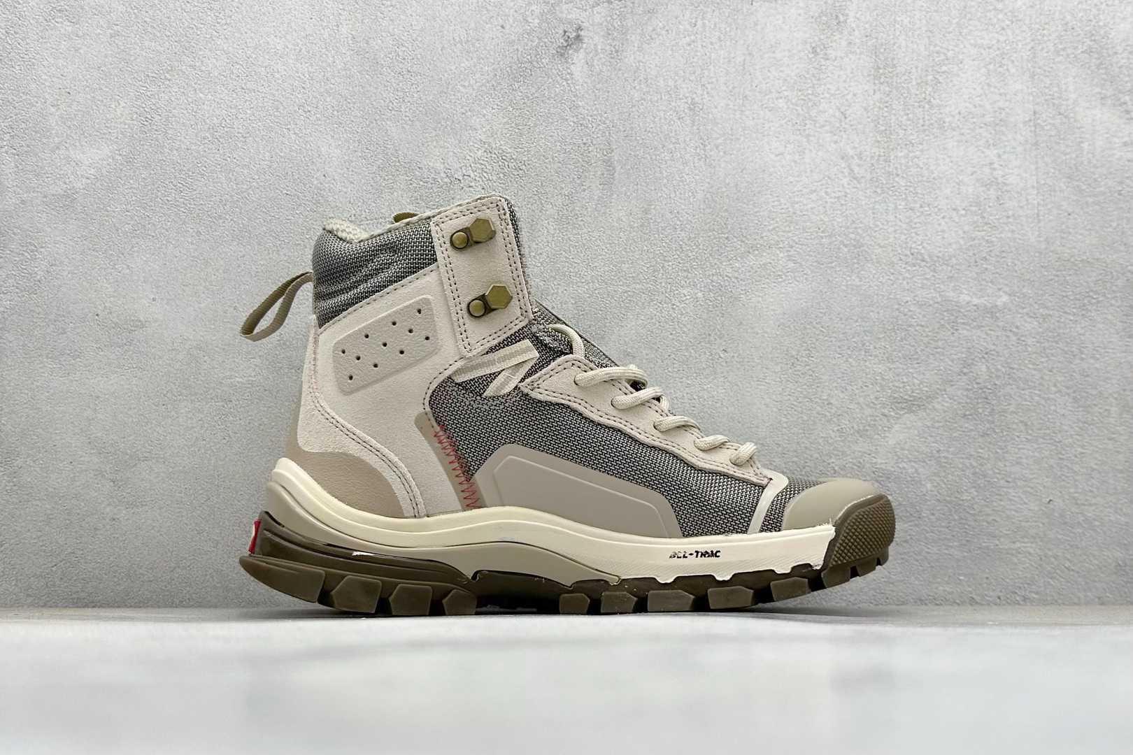 Vans UltraRange Exo Hi Gore-tex Mte-3 万斯经典百搭休闲高帮板鞋户外靴