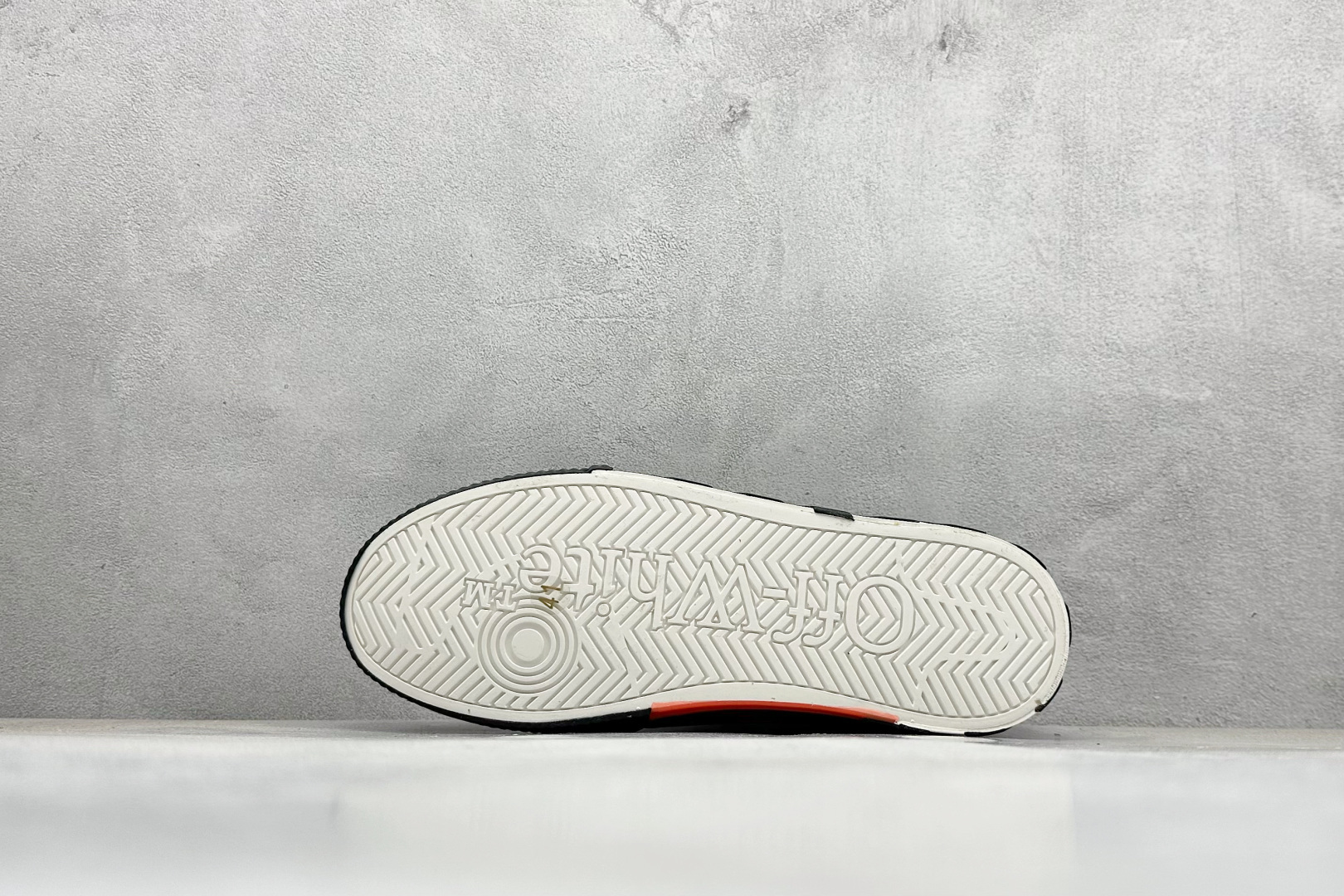 图片[4]-S版OFF-WHITE GYM SHOES LOVERS 舒适百搭防滑耐磨低帮帆布鞋  尺码：36 37 38 39 40 41 42 43 44 45 46 47-选品中心