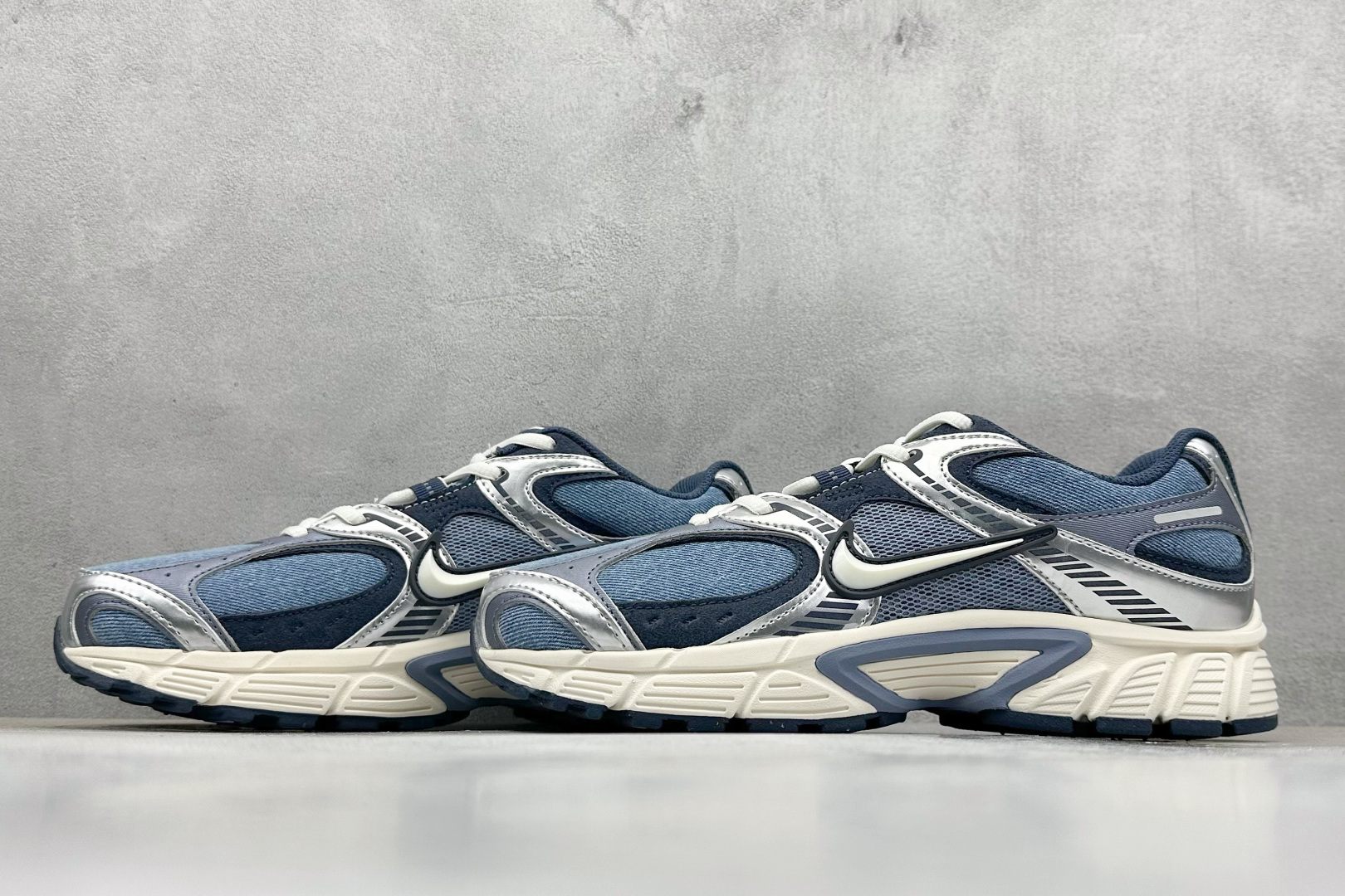 GS版 NK V5 RNR 舒适百搭跑步鞋 IH3649-006