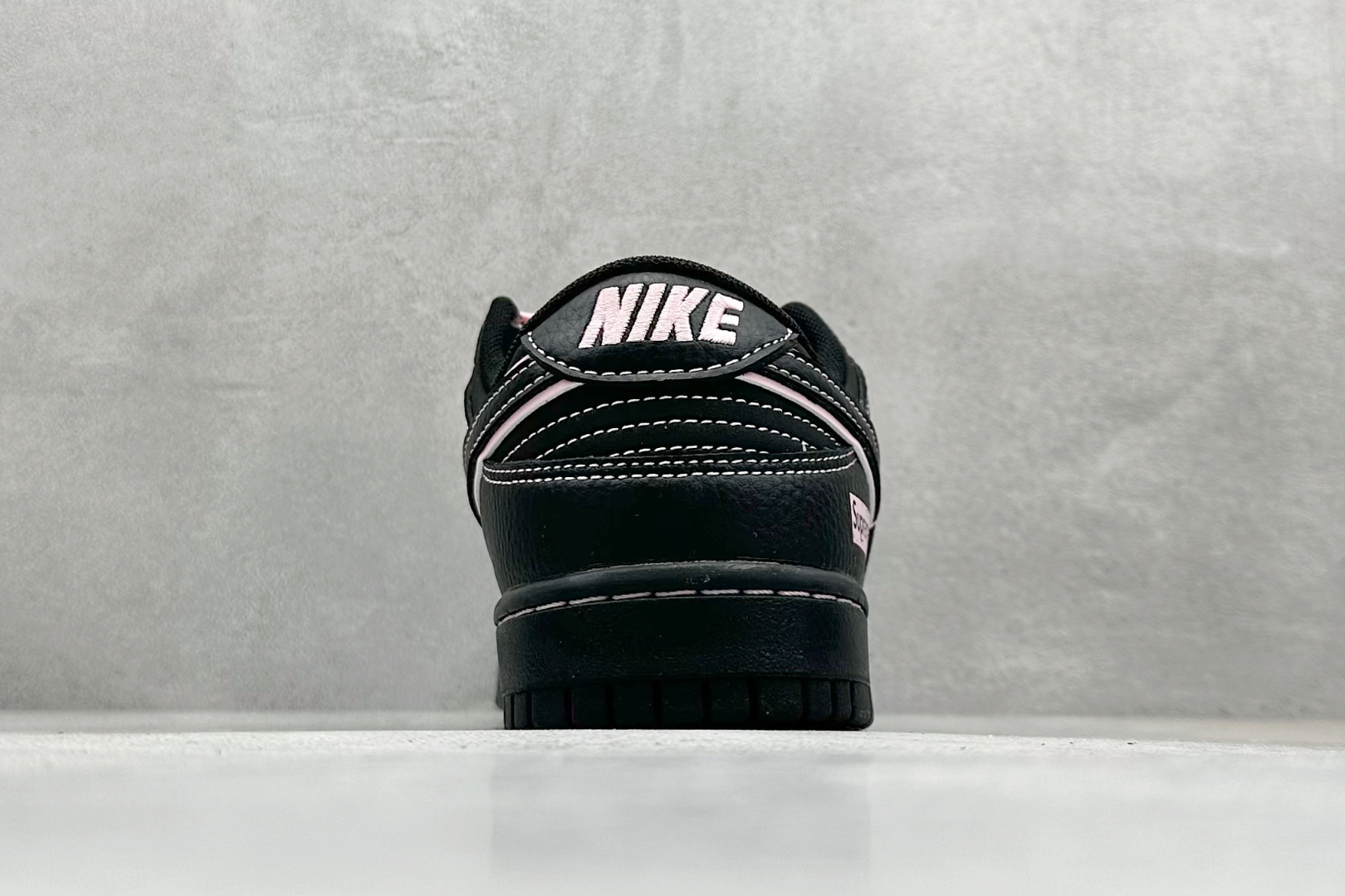 Nike SB Dunk Low Supreme联名 全黑米线 高端定制 低帮休闲板鞋 QW5836-014